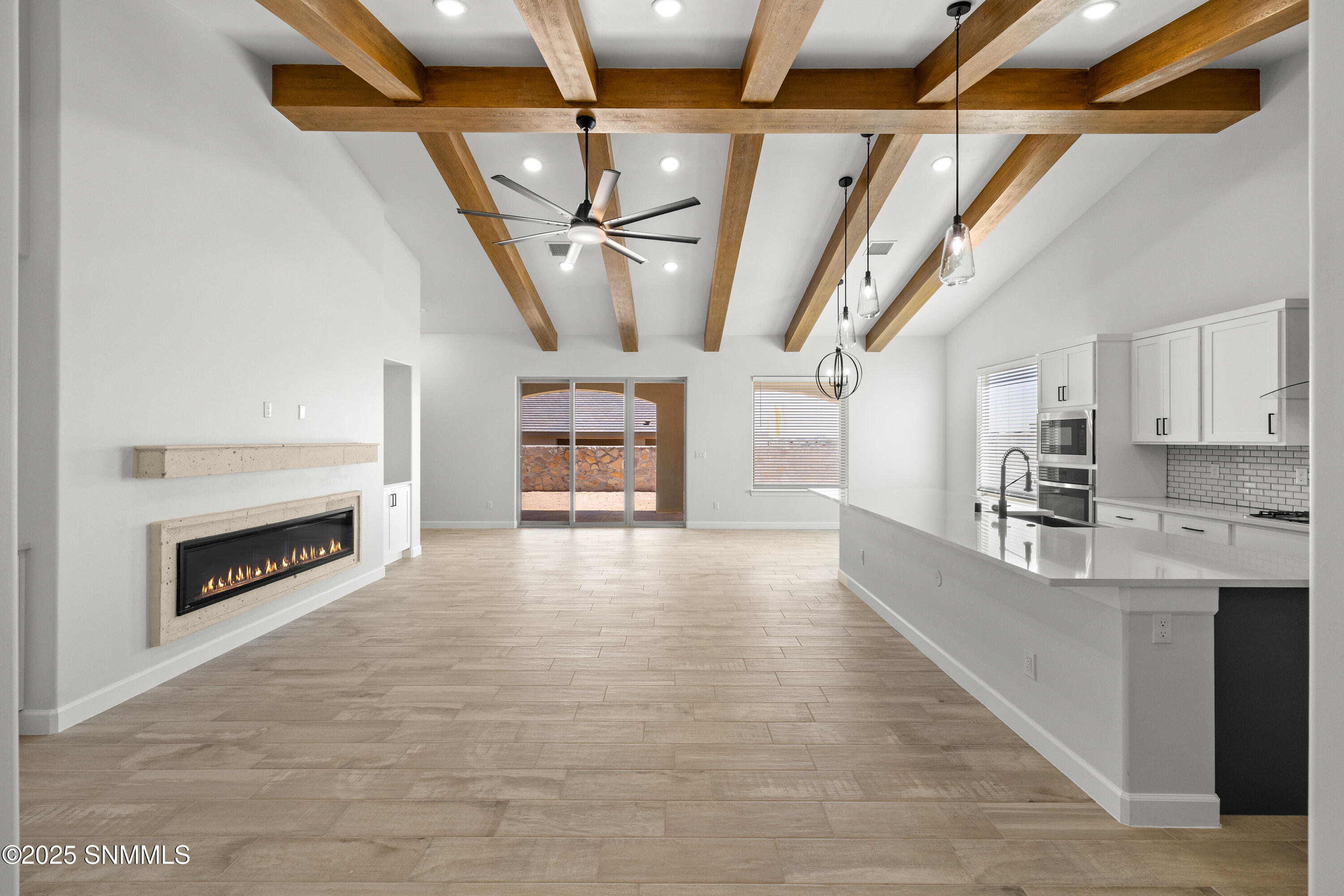 3906-Royal-View-MLS-Camera-Guy-7