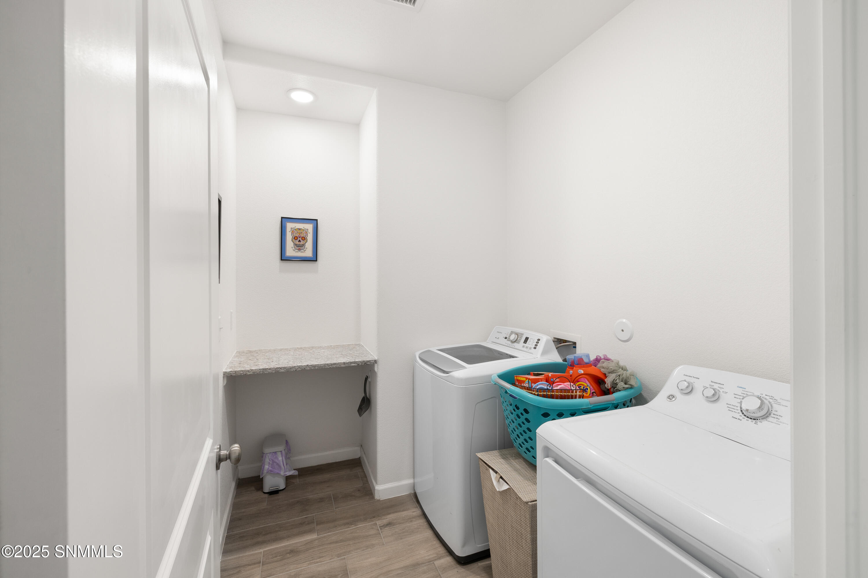 3020-E.-Springs-MLS-Camera-Guy-12