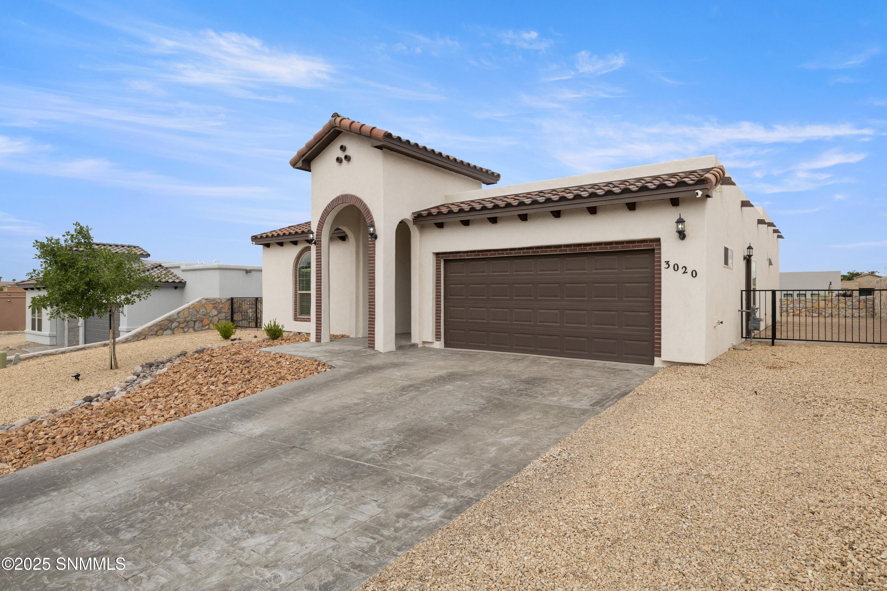 3020-E.-Springs-MLS-Camera-Guy-3