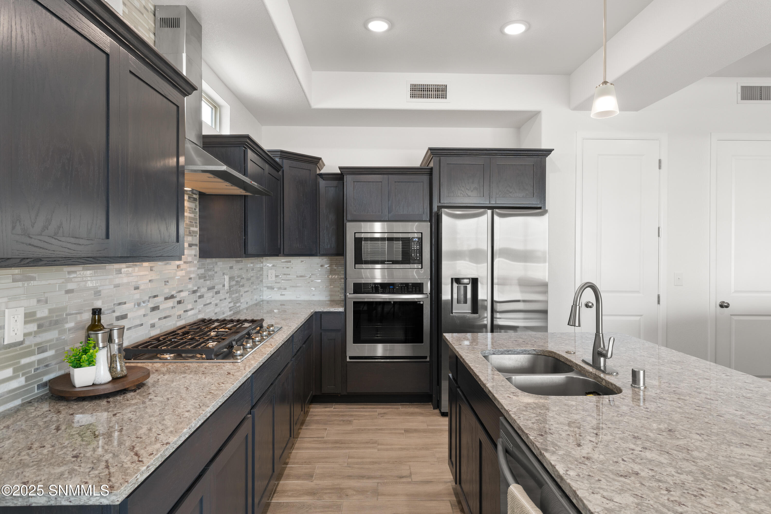 3020-E.-Springs-MLS-Camera-Guy-9