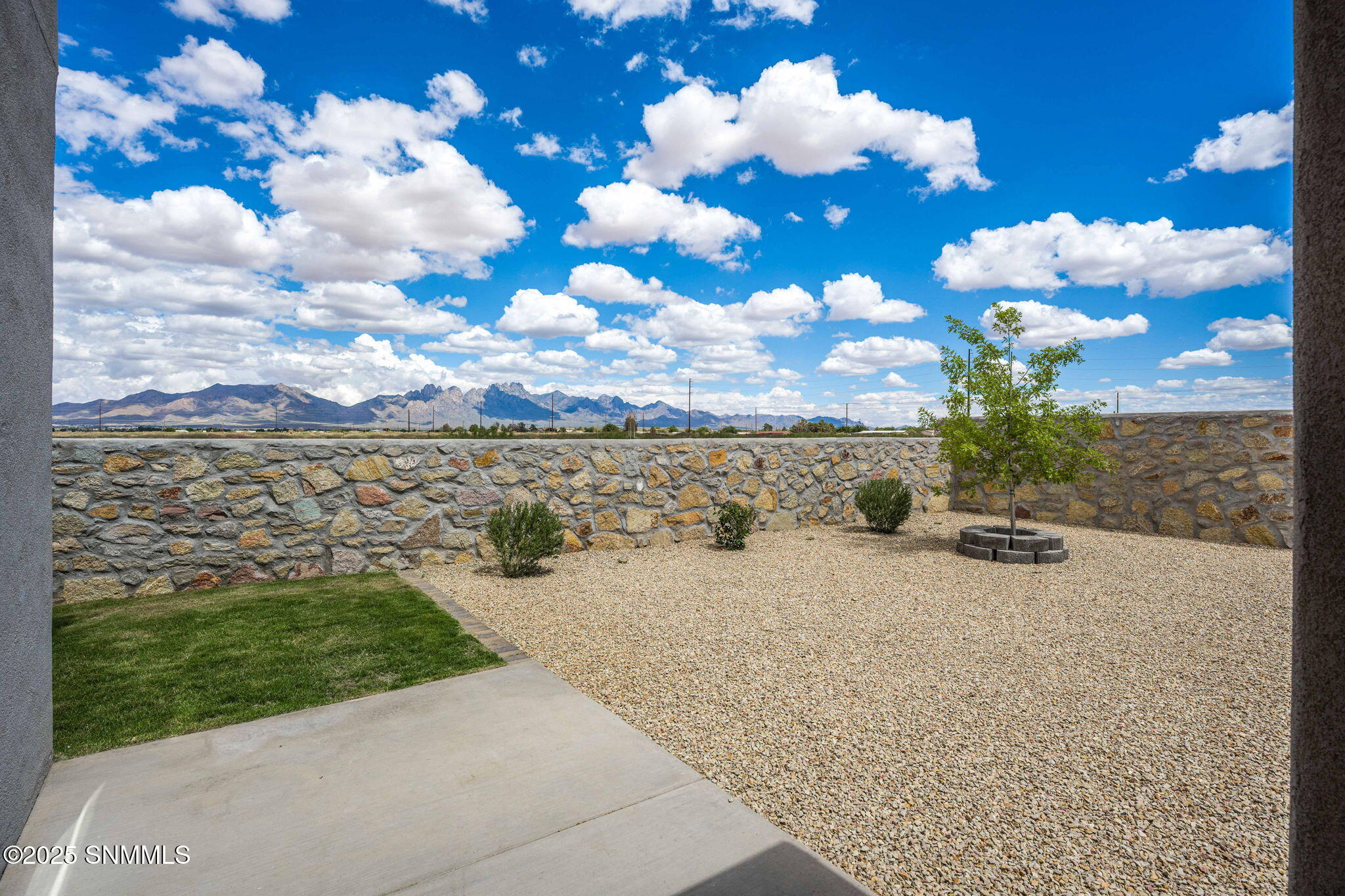 35-web-or-mls-Snappin Homes (Kailasa4974