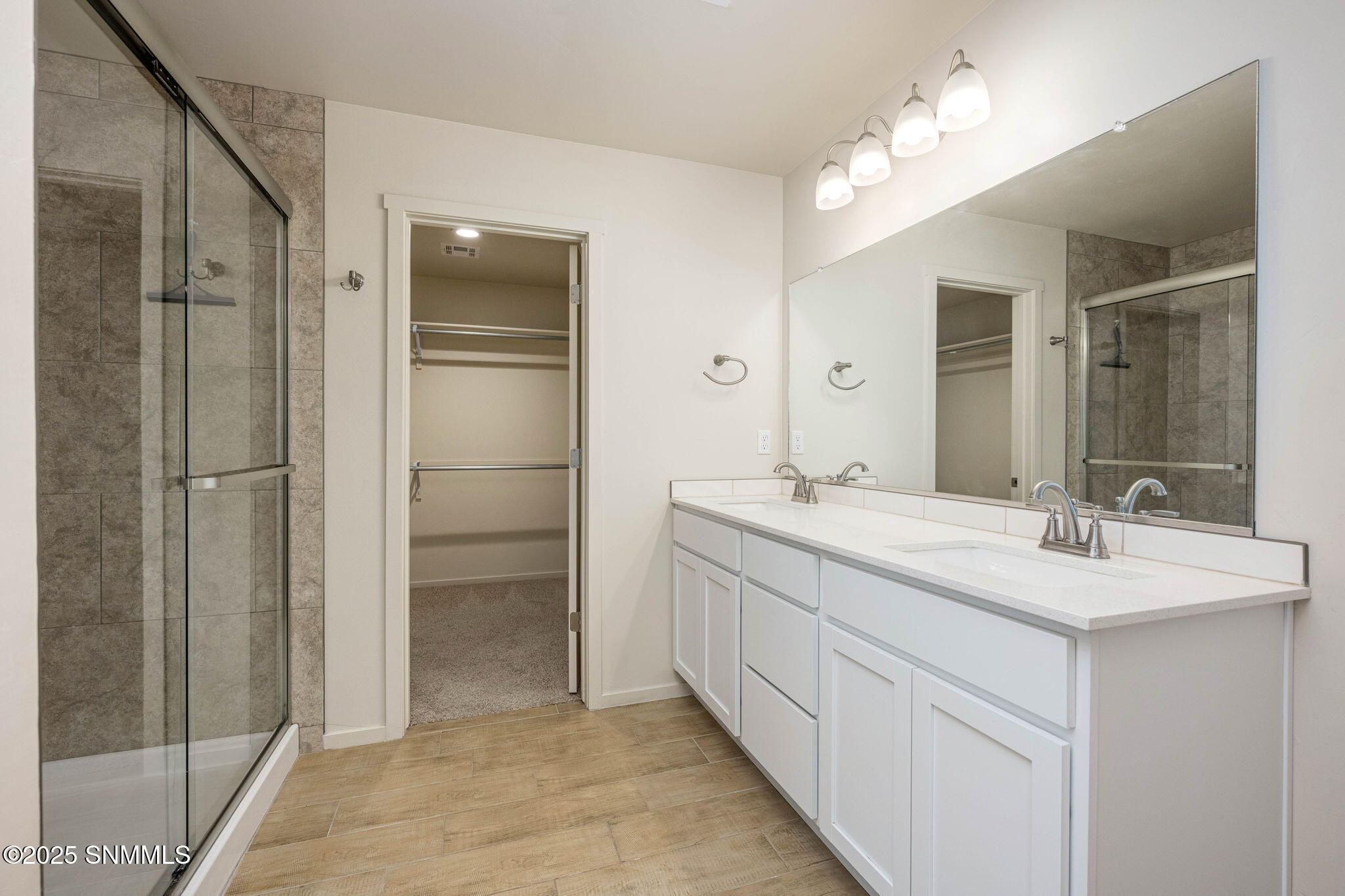 22-web-or-mls-Snappin Homes (Kailasa4974