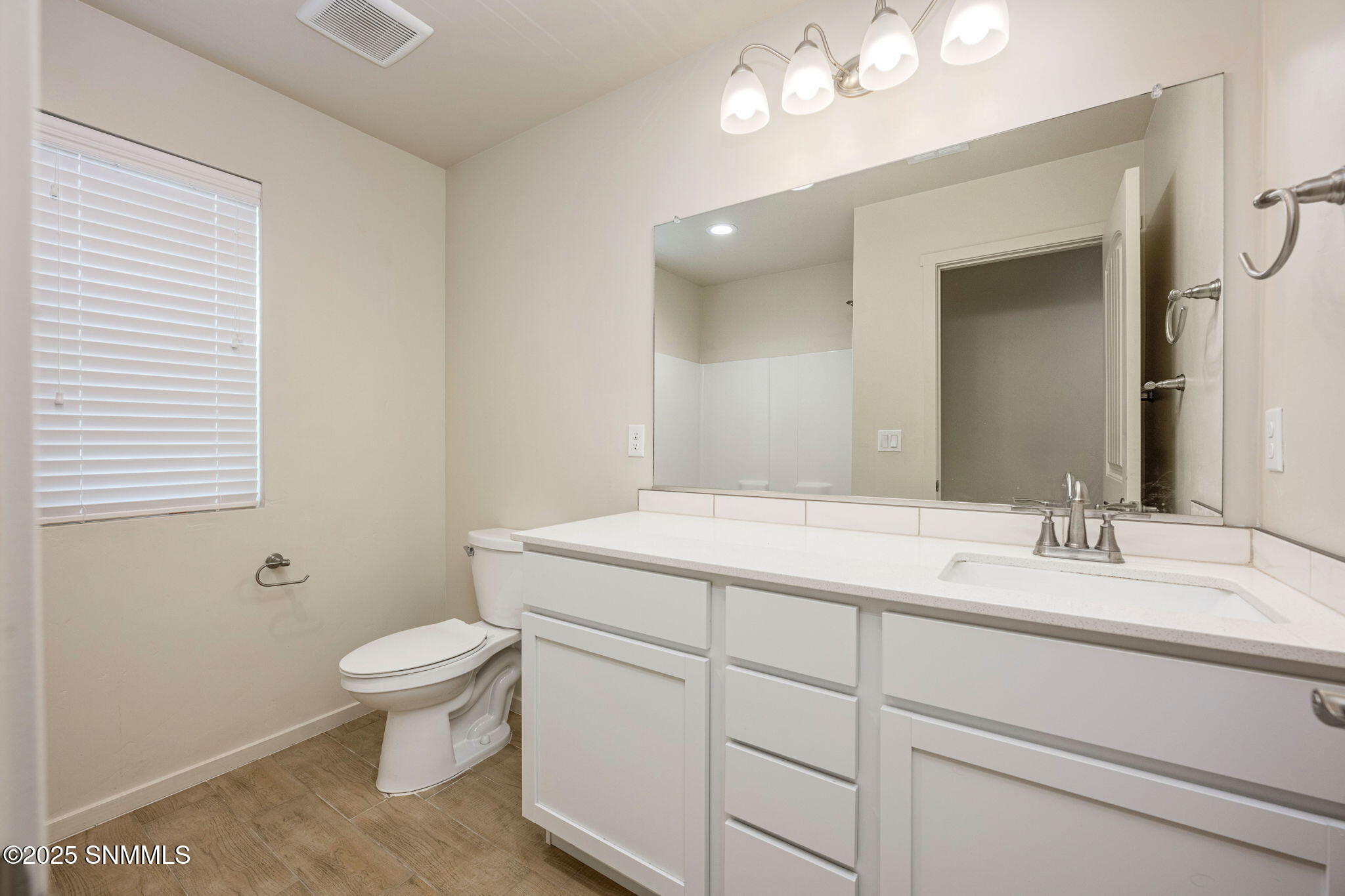 29-web-or-mls-Snappin Homes (Kailasa4974