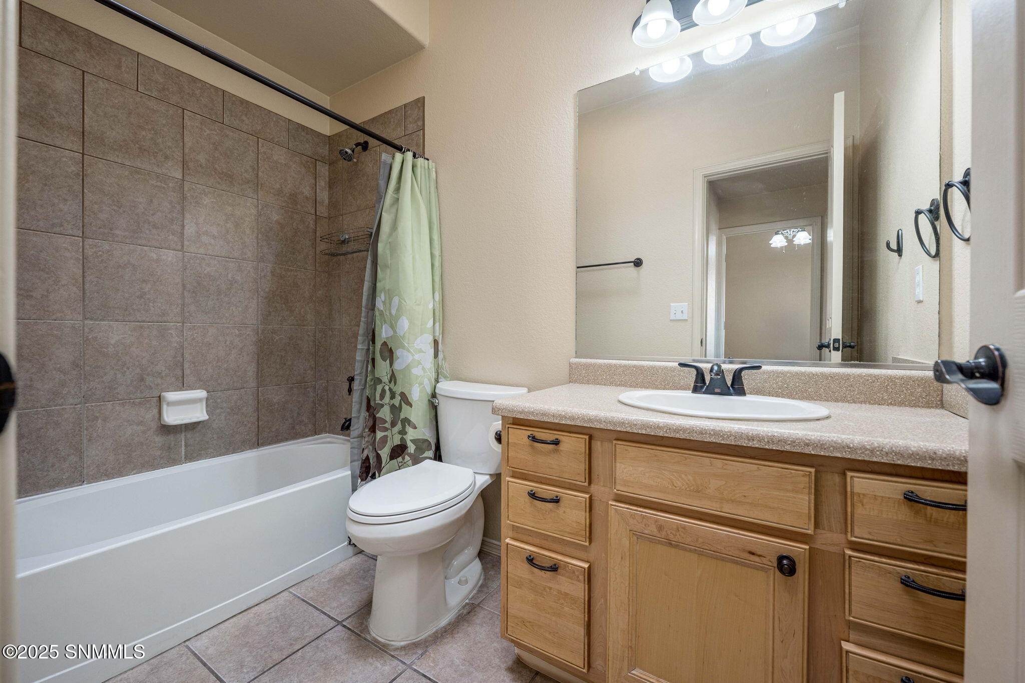 24-web-or-mls-Snappin Homes (PyramidPeak