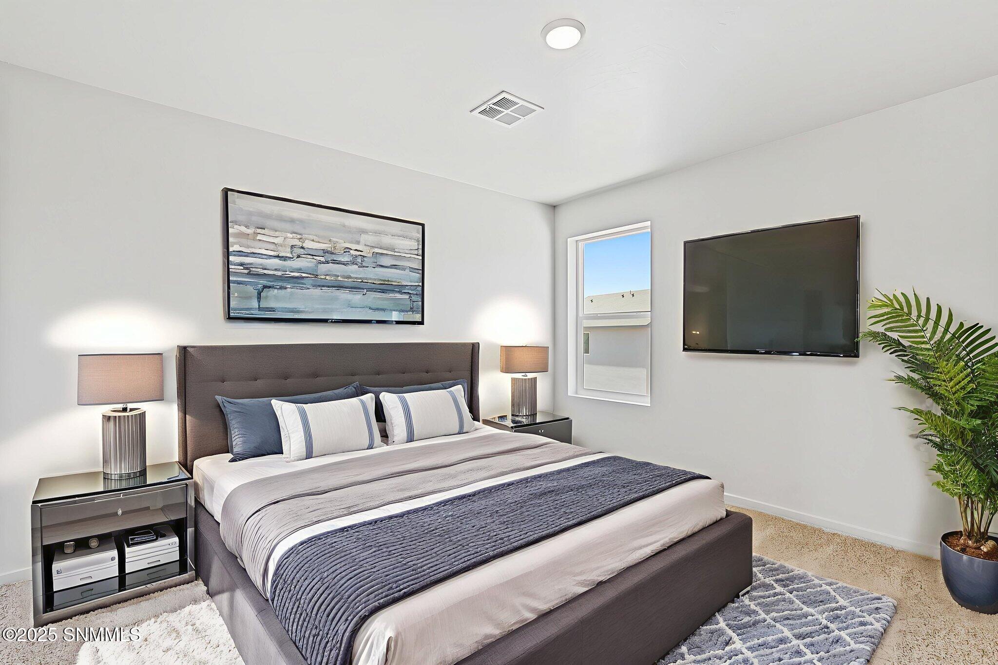 28-web-or-mls-IMG_0915 virtually staged