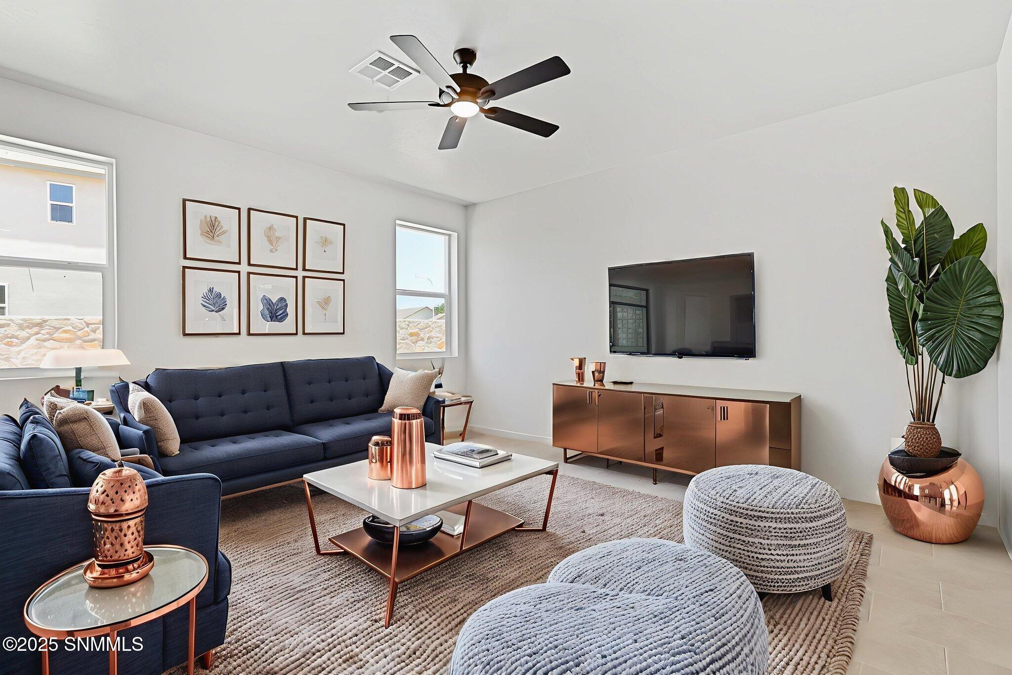 11-web-or-mls-IMG_0810 virtually staged