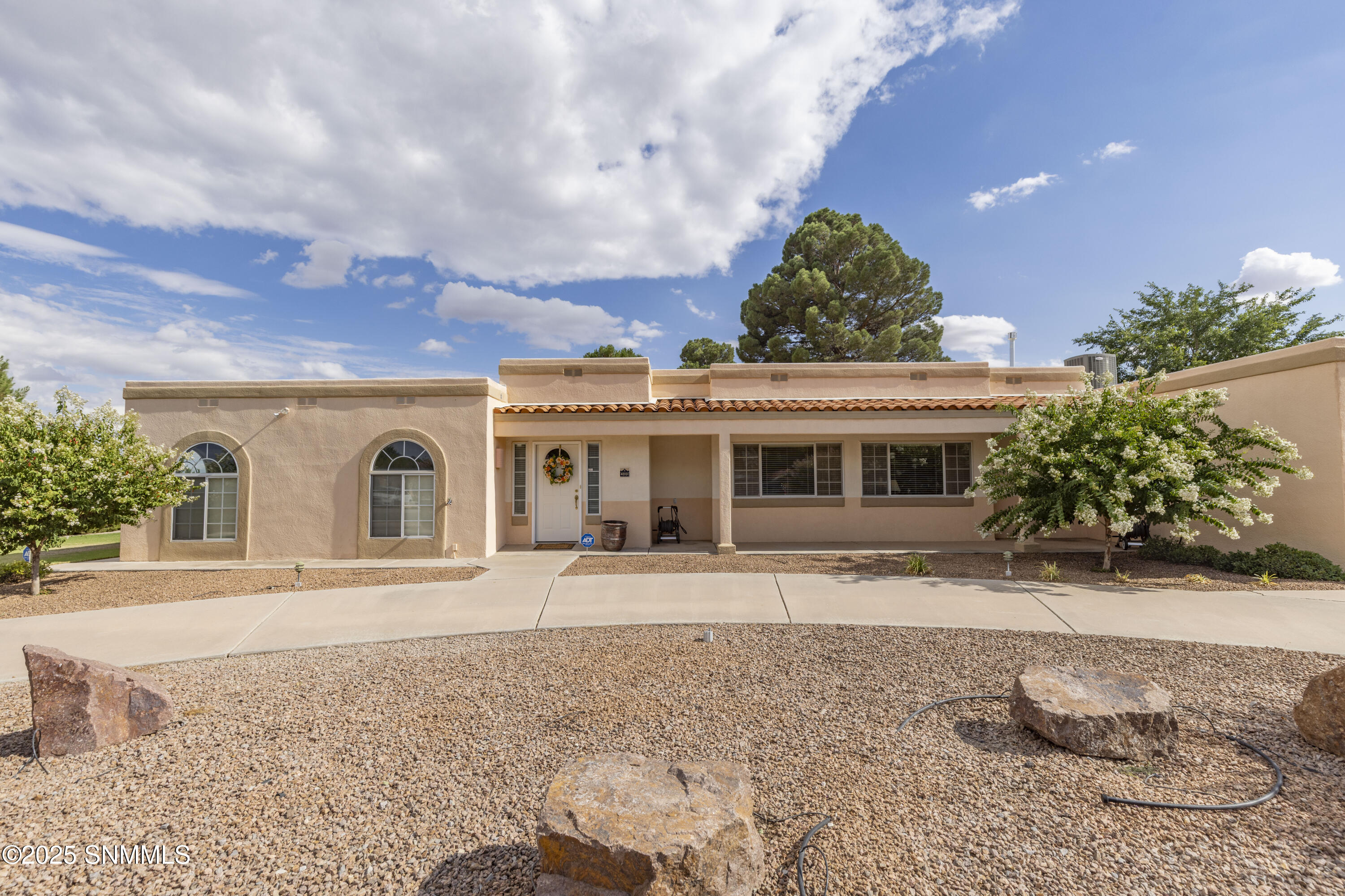 Drop your boxes and start living!