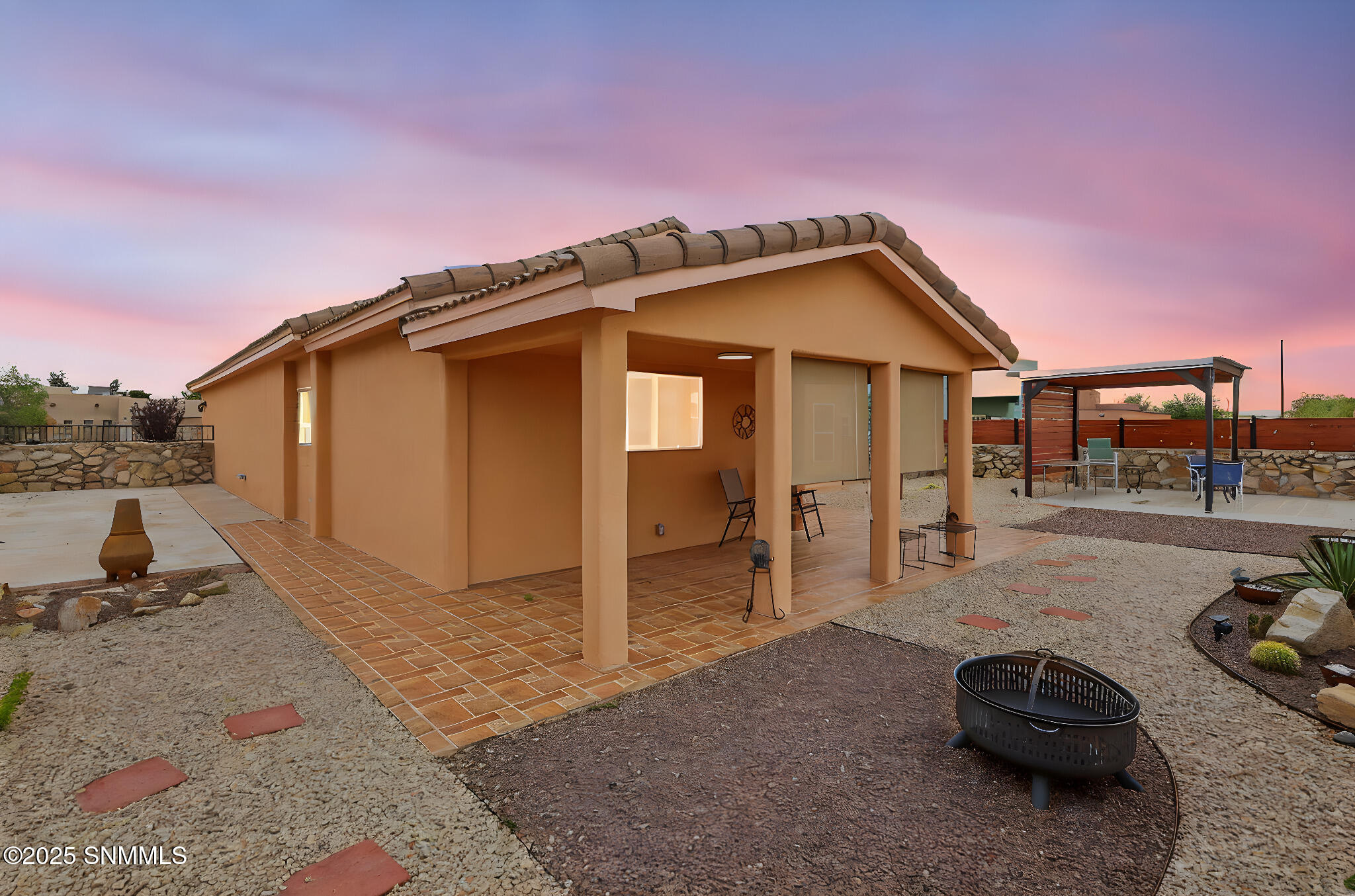 47-web-or-mls-IMG_2847 day to dusk