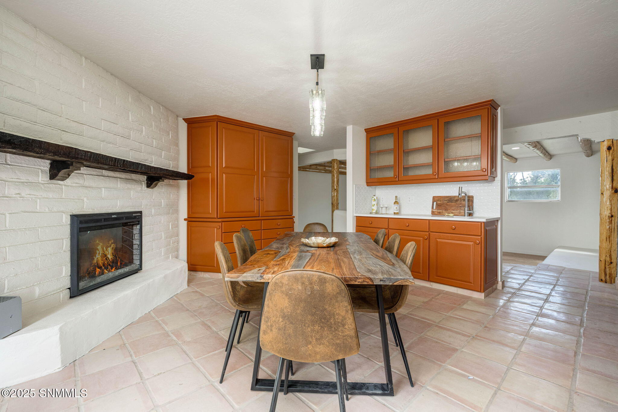 14-web-or-mls-Snappin Homes (Carver1032)