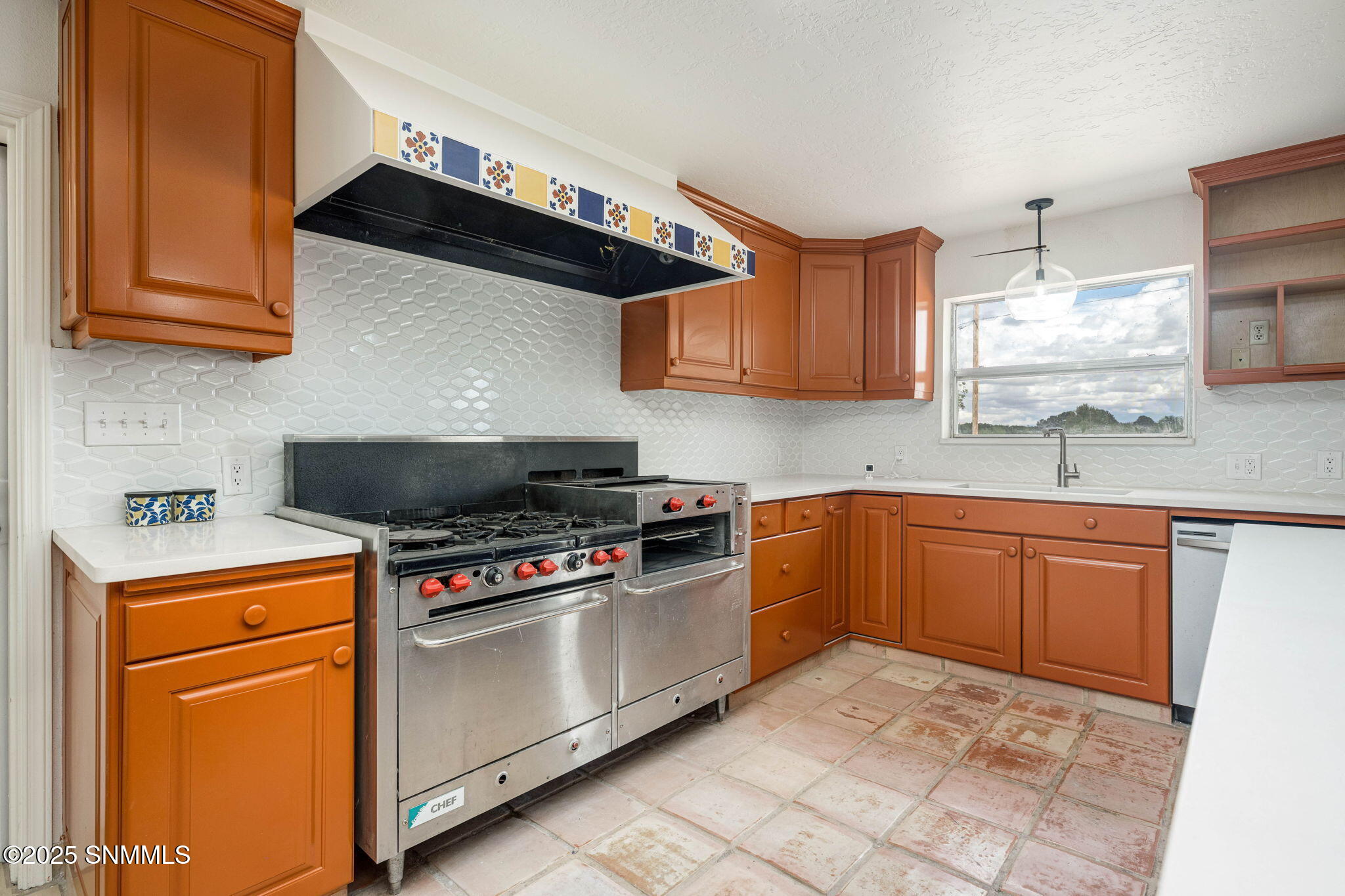 17-web-or-mls-Snappin Homes (Carver1032)