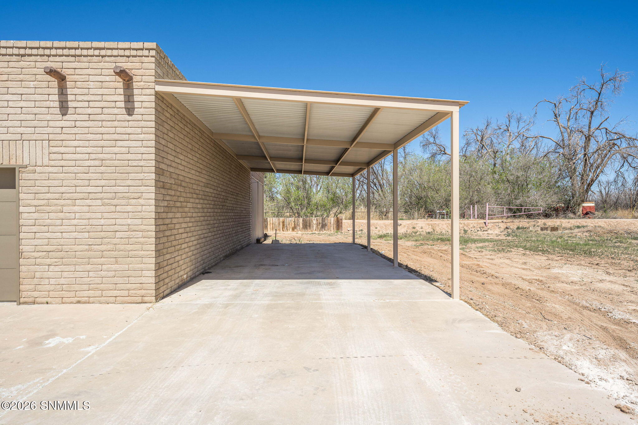 18-web-or-mls-Snappin Homes (Carver1032n