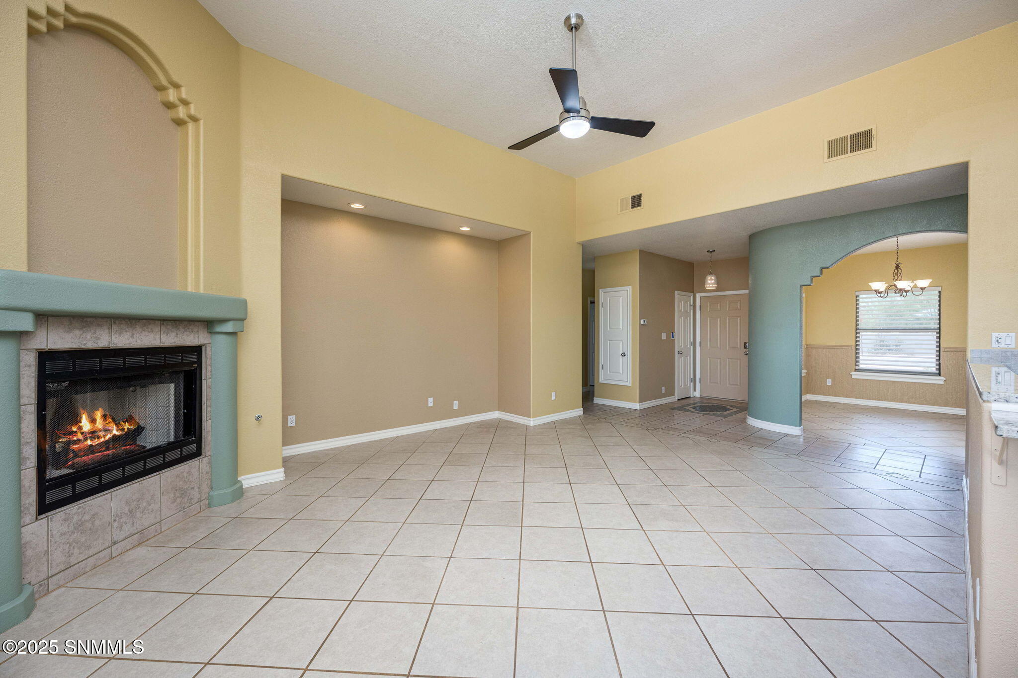 12-web-or-mls-Snappin Homes (Boldt2755)-