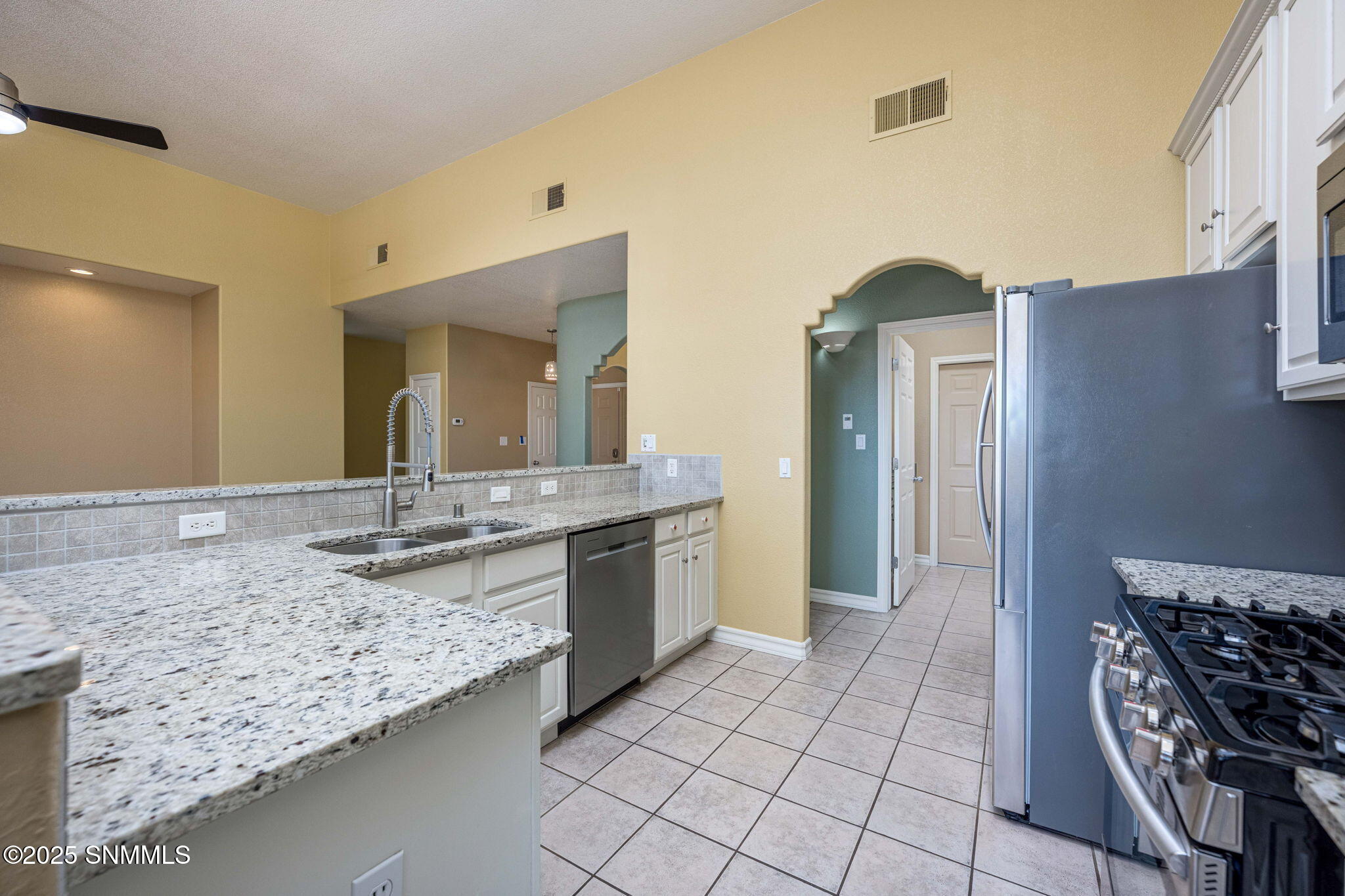 17-web-or-mls-Snappin Homes (Boldt2755)-