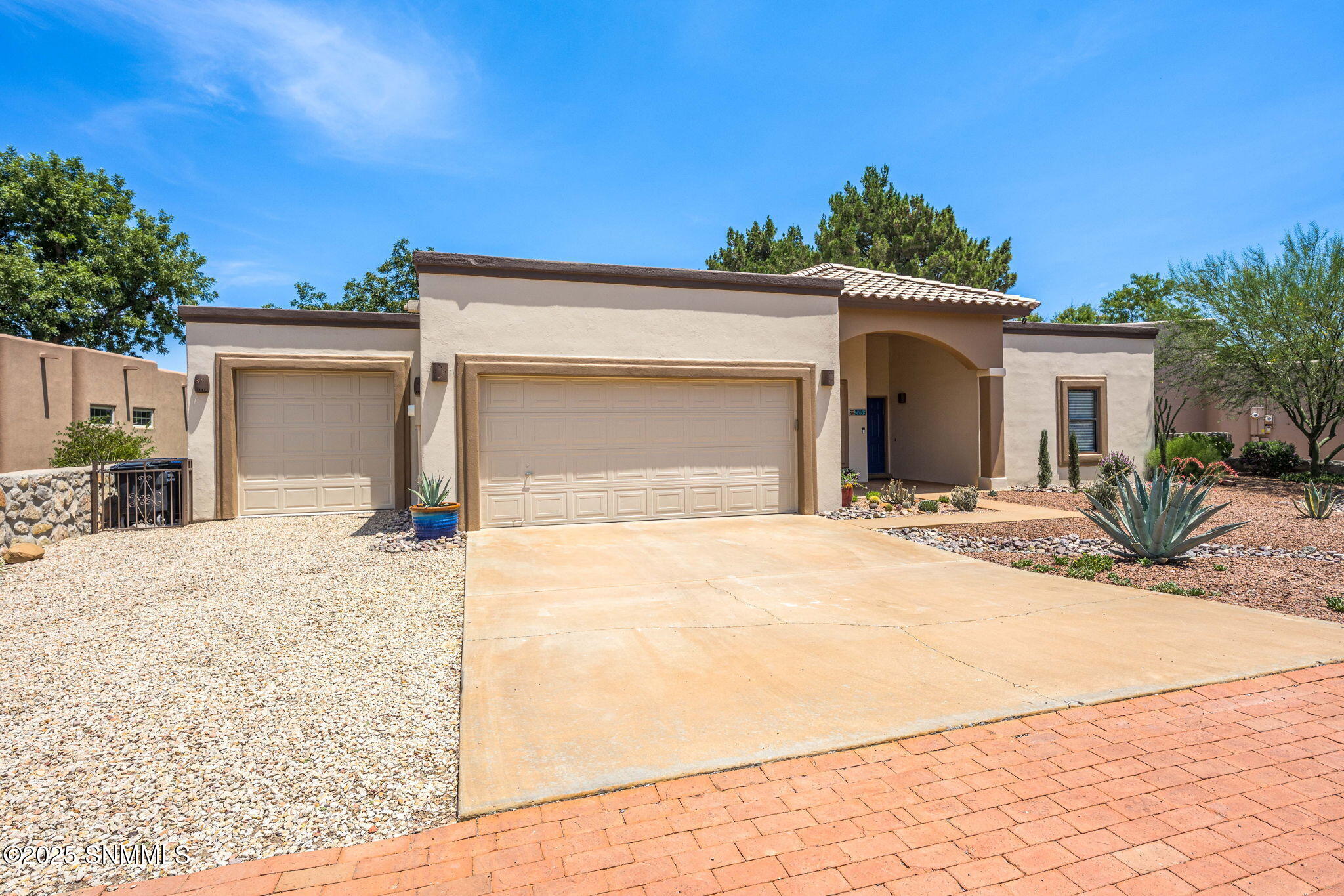 2-web-or-mls-Snappin Homes (Boldt2755)-2