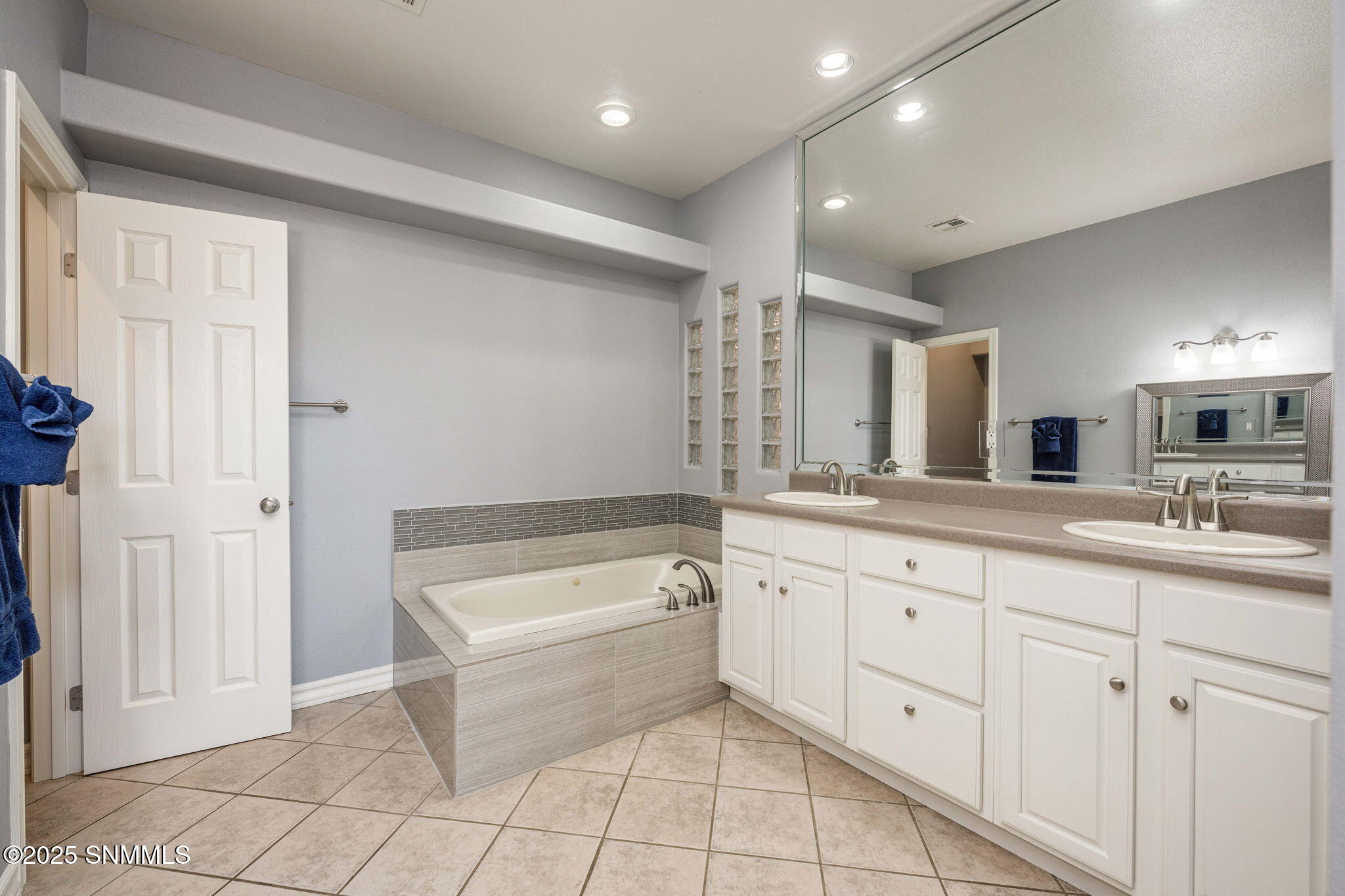 27-web-or-mls-Snappin Homes (Boldt2755)-