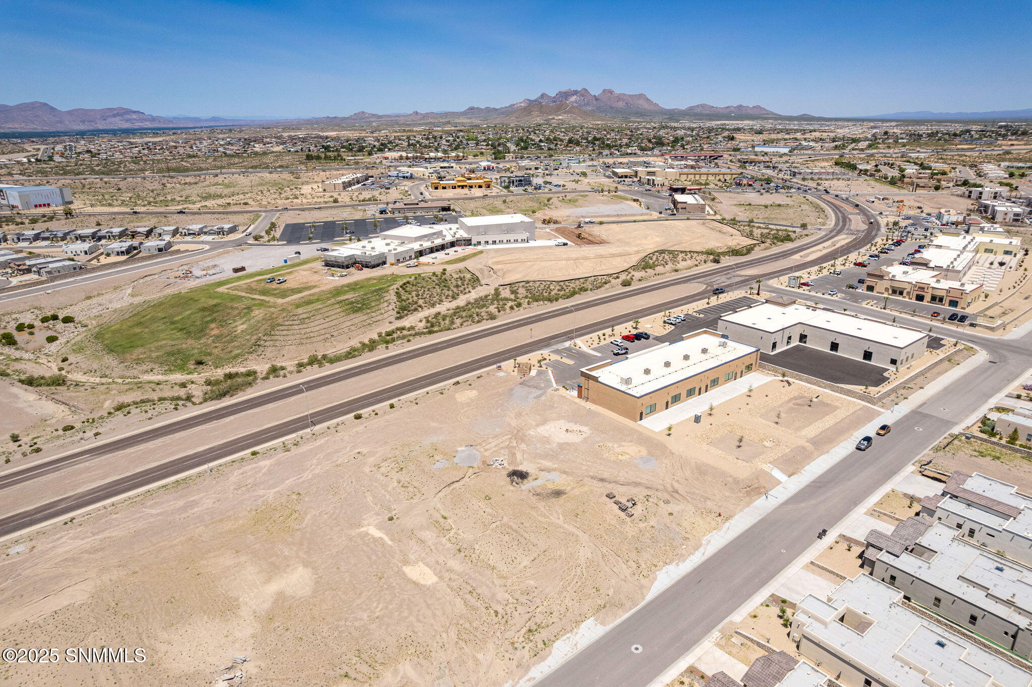 12-web-or-mls-Snappin Homes (SonomaRanch