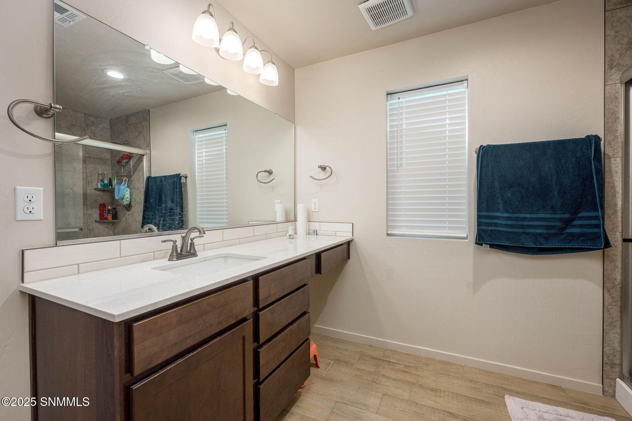 20-web-or-mls-Snappin Homes (Kailasa4925