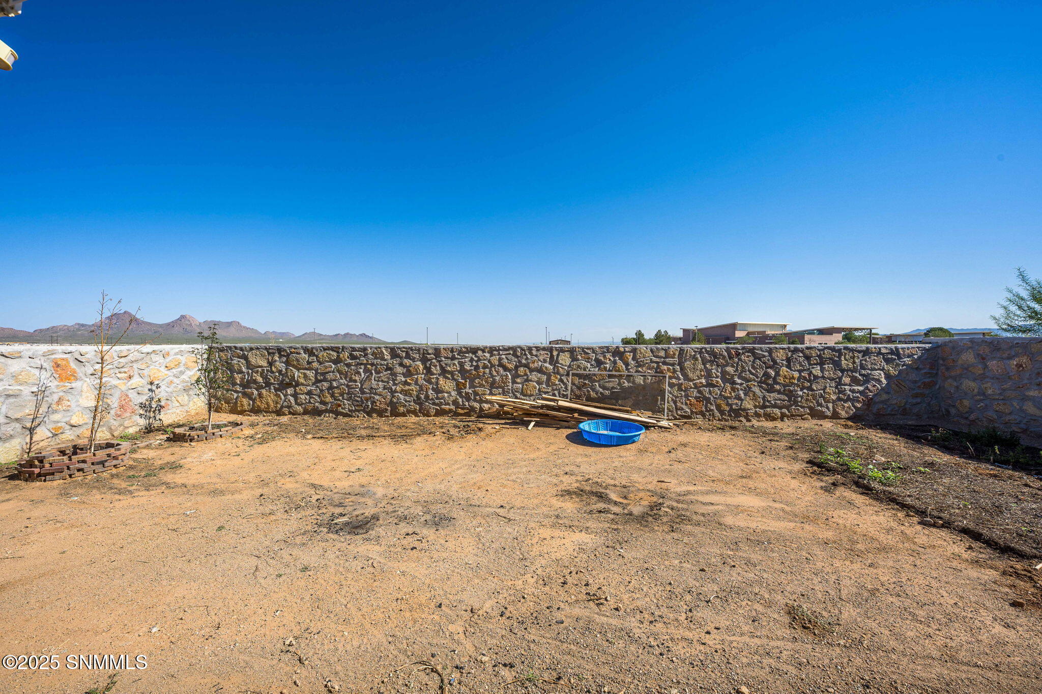 28-web-or-mls-Snappin Homes (Kailasa4925