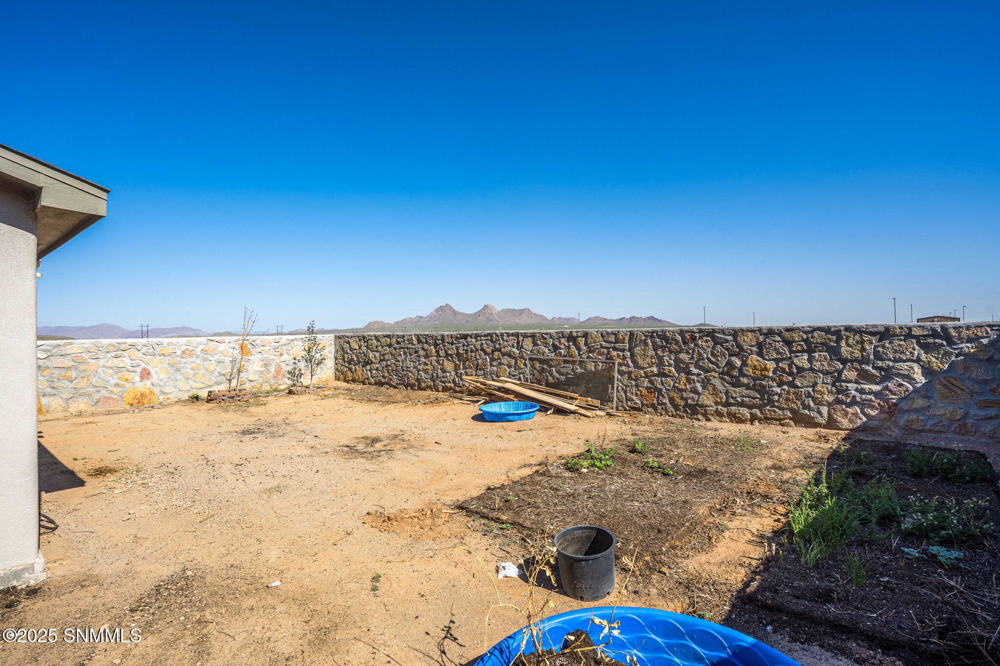 29-web-or-mls-Snappin Homes (Kailasa4925