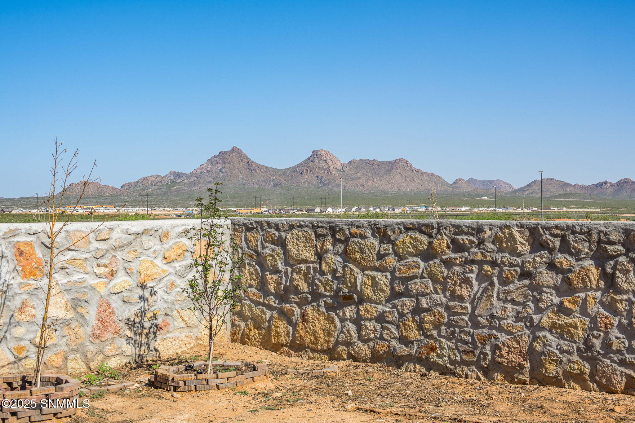 32-web-or-mls-Snappin Homes (Kailasa4925