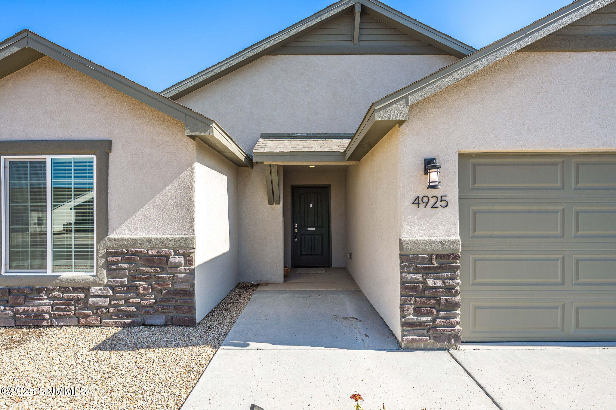 4-web-or-mls-Snappin Homes (Kailasa4925)