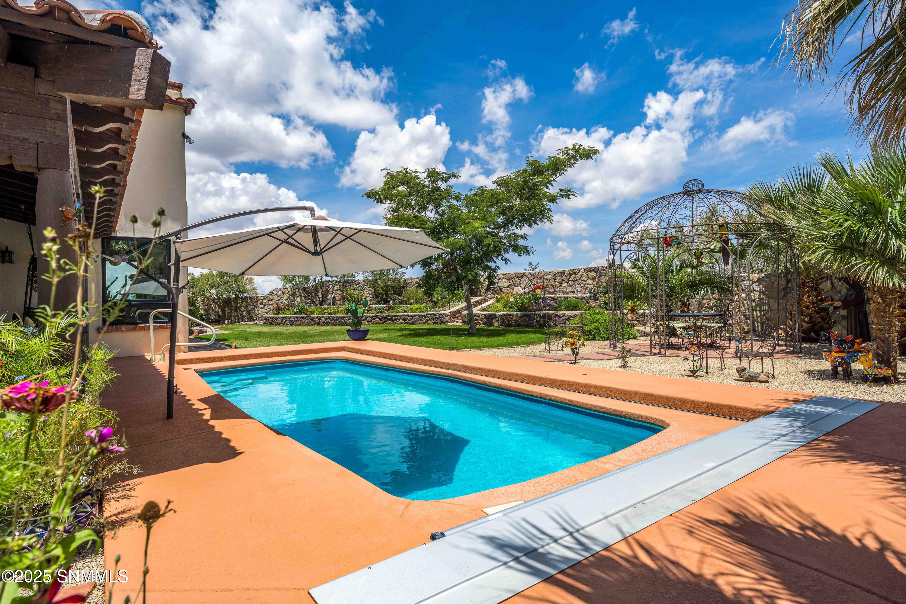 Snappin Homes (HenoMine5002_NEW)-25