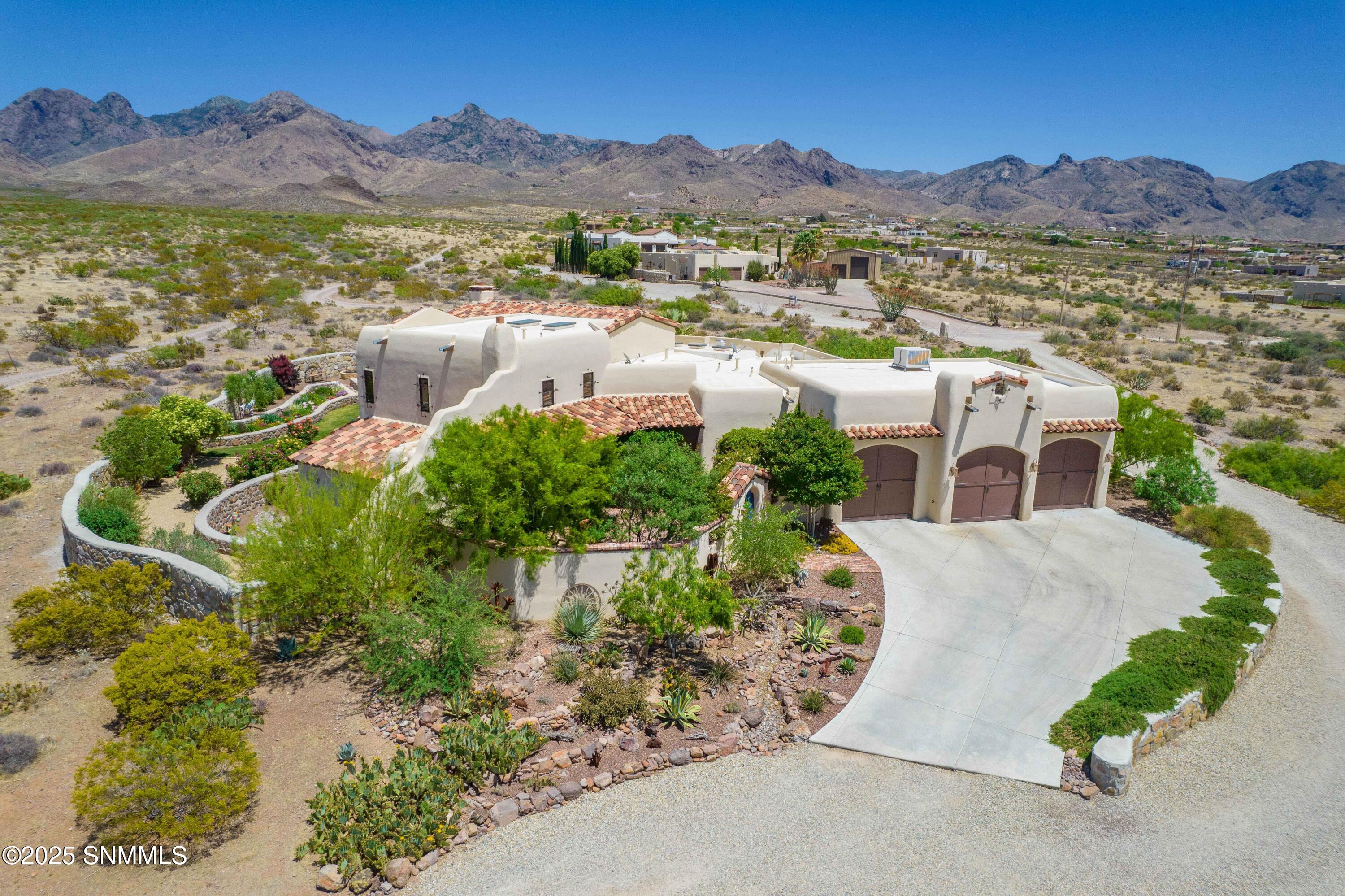 Heno Mine 5002 ELEVATED-5