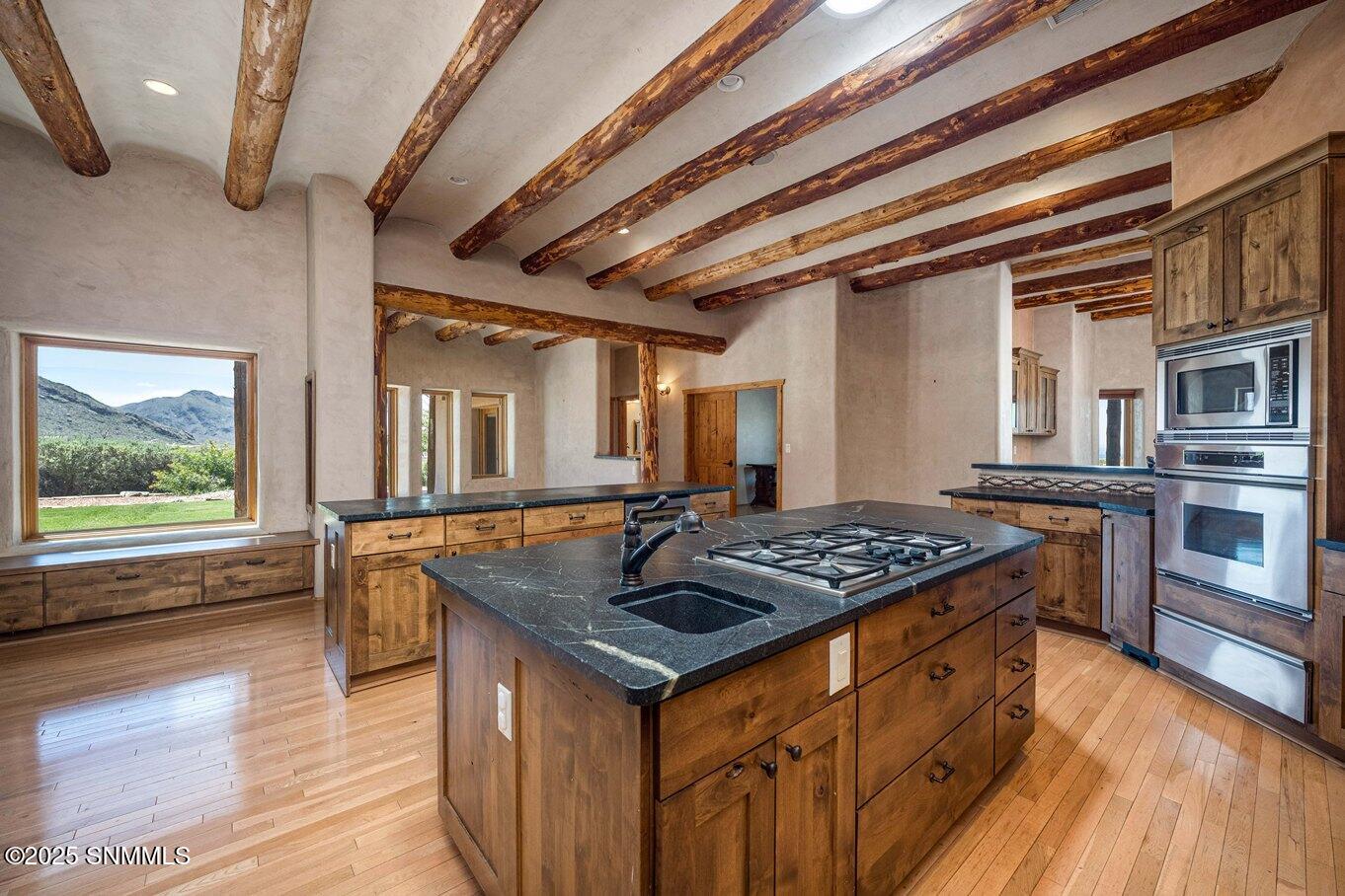 19-Kitchen-12 Loma Real Rd