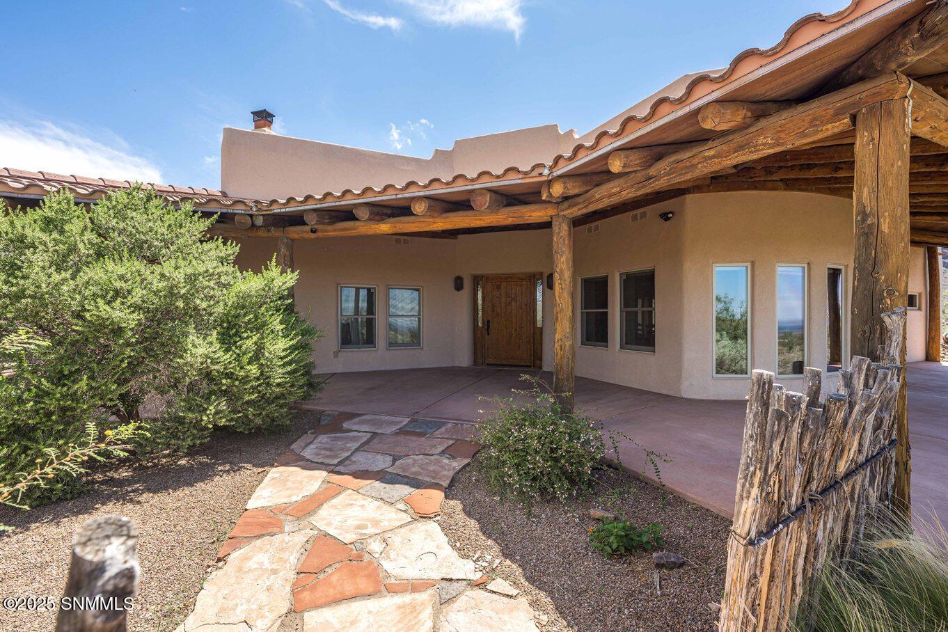 02-Front-12 Loma Real Rd