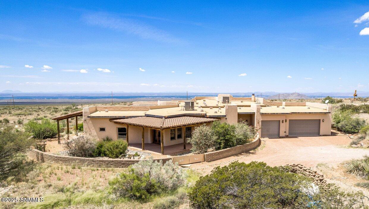 57-East Side-12 Loma Real Rd