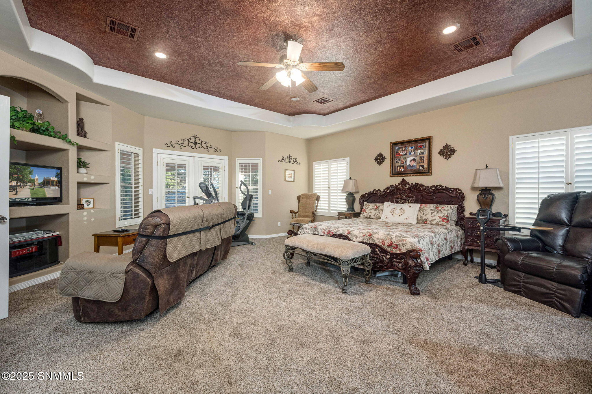 31-web-or-mls-Snappin Homes (OldFarm2750