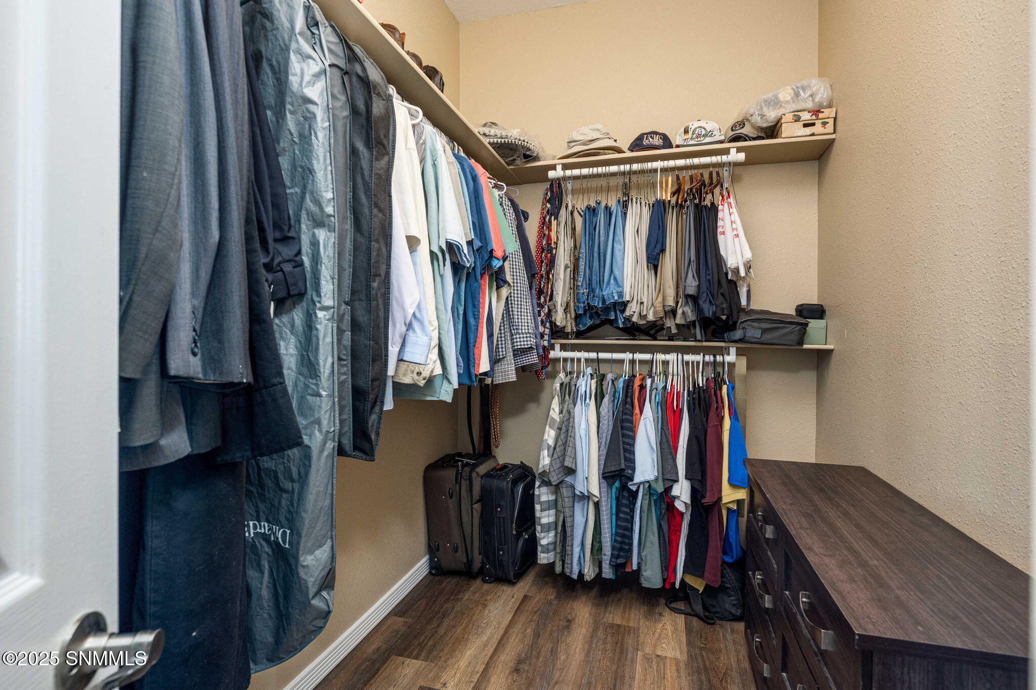 41-web-or-mls-Snappin Homes (OldFarm2750