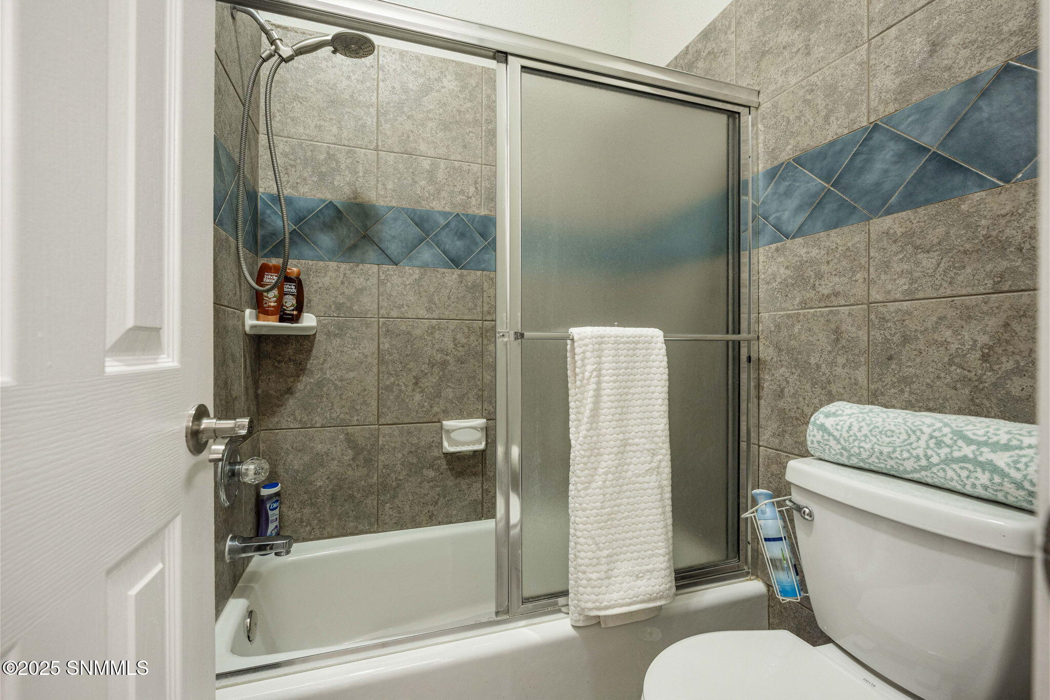 46-web-or-mls-Snappin Homes (OldFarm2750