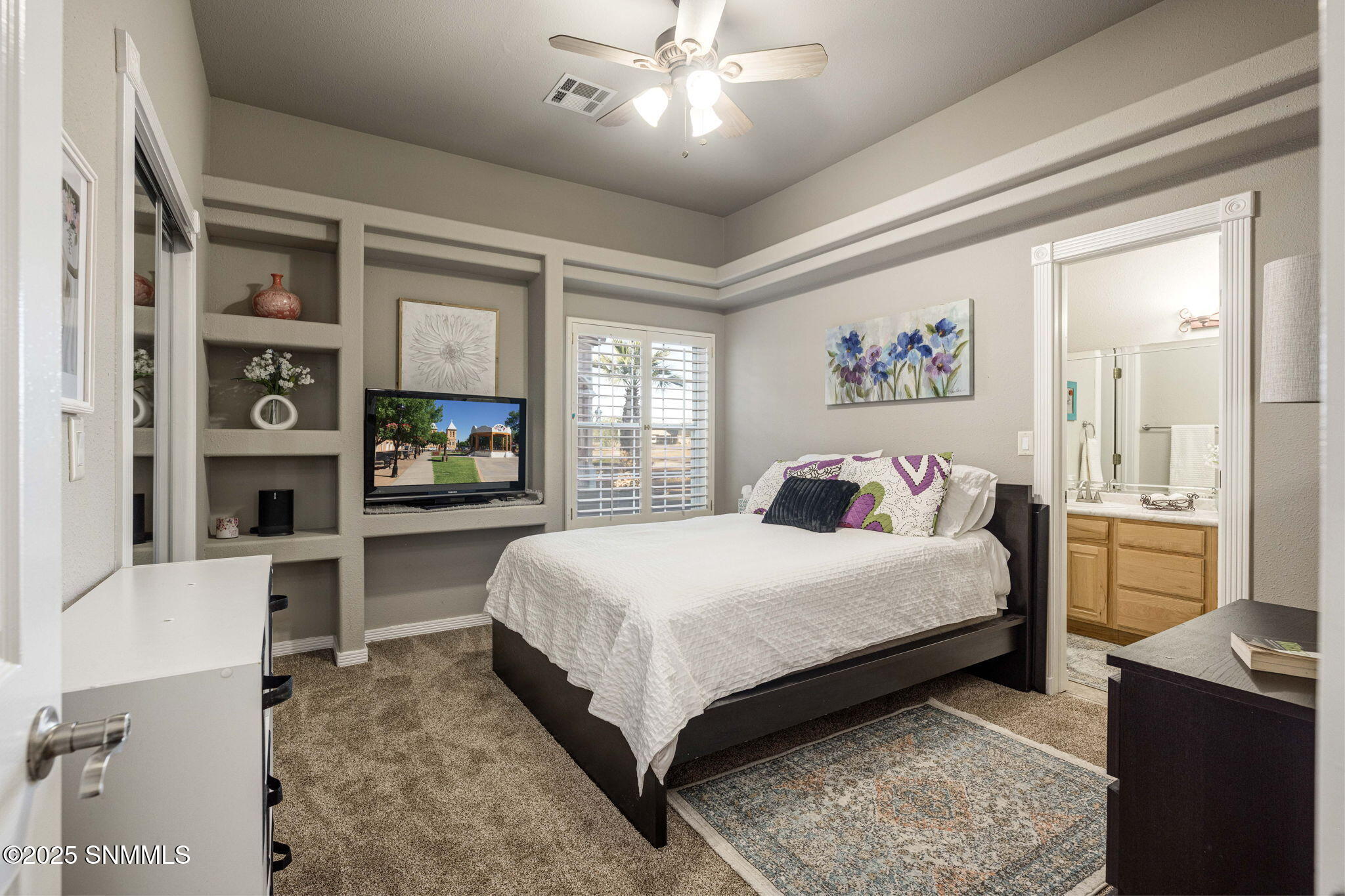 47-web-or-mls-Snappin Homes (OldFarm2750