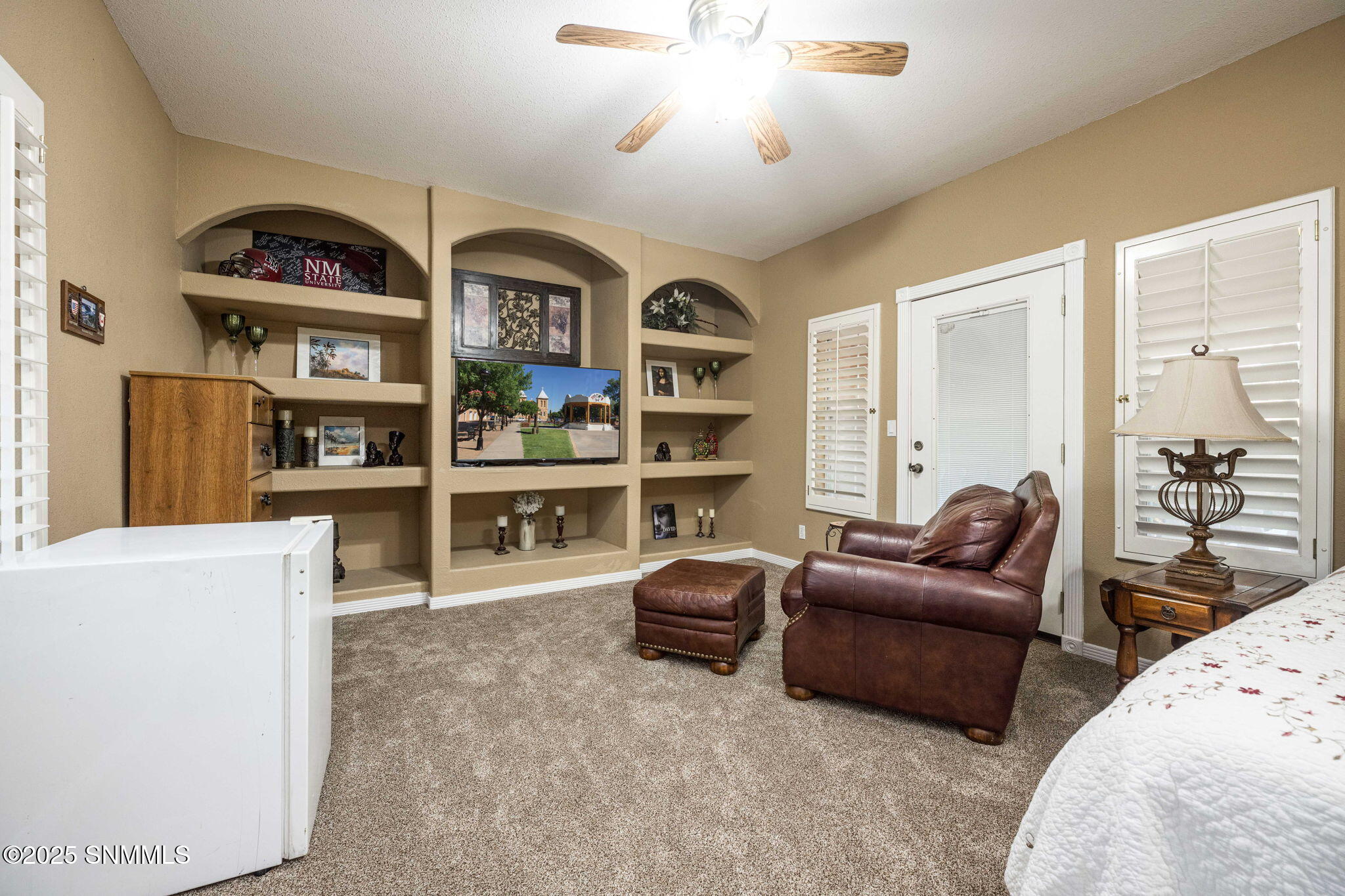 55-web-or-mls-Snappin Homes (OldFarm2750