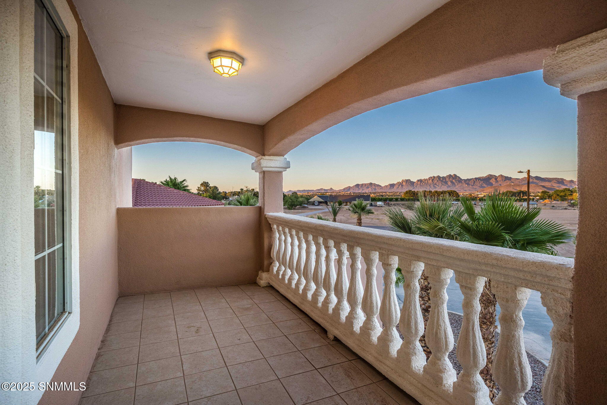 58-web-or-mls-Snappin Homes (OldFarm2750