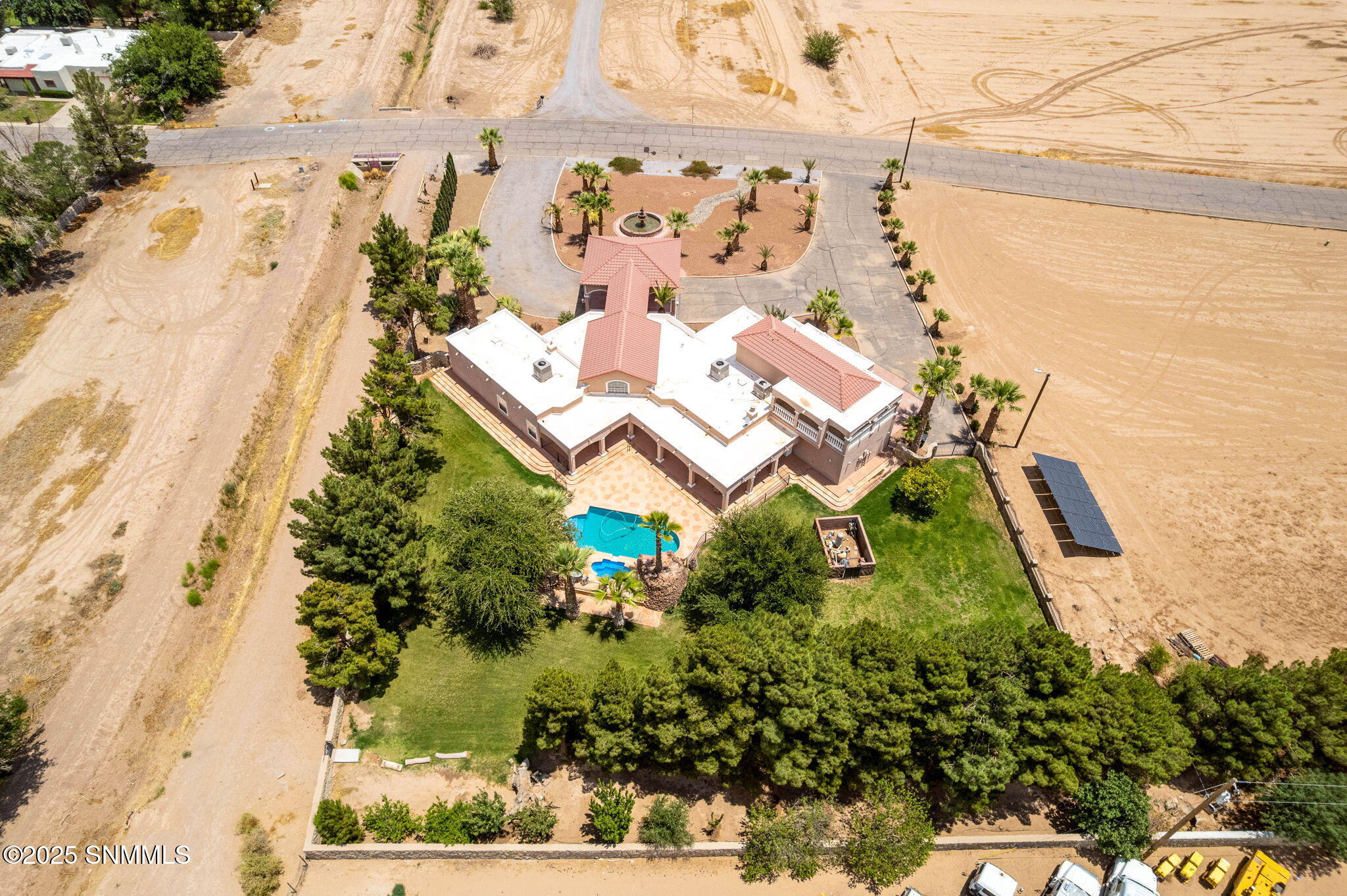 83-web-or-mls-Snappin Homes (OldFarm2750