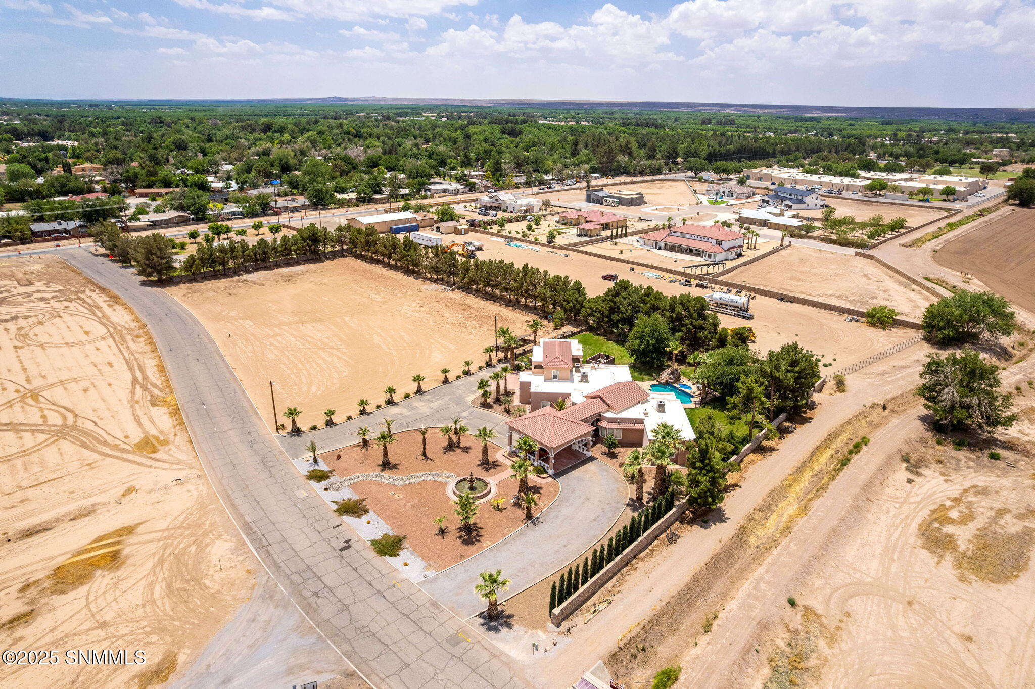 86-web-or-mls-Snappin Homes (OldFarm2750