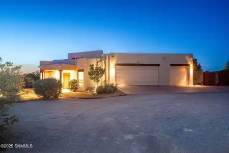 5225 Angel Fire Place, Las Cruces, New Mexico 88011, 4 Bedrooms Bedrooms, ,5 BathroomsBathrooms,Residential,For Sale,Angel Fire,2502721