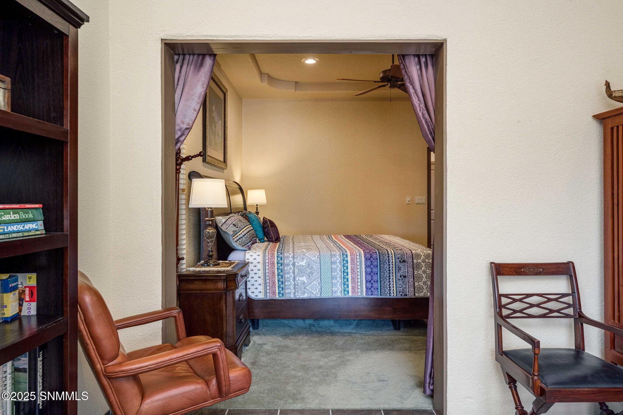 27-web-or-mls-Snappin Homes (SpaceMurals