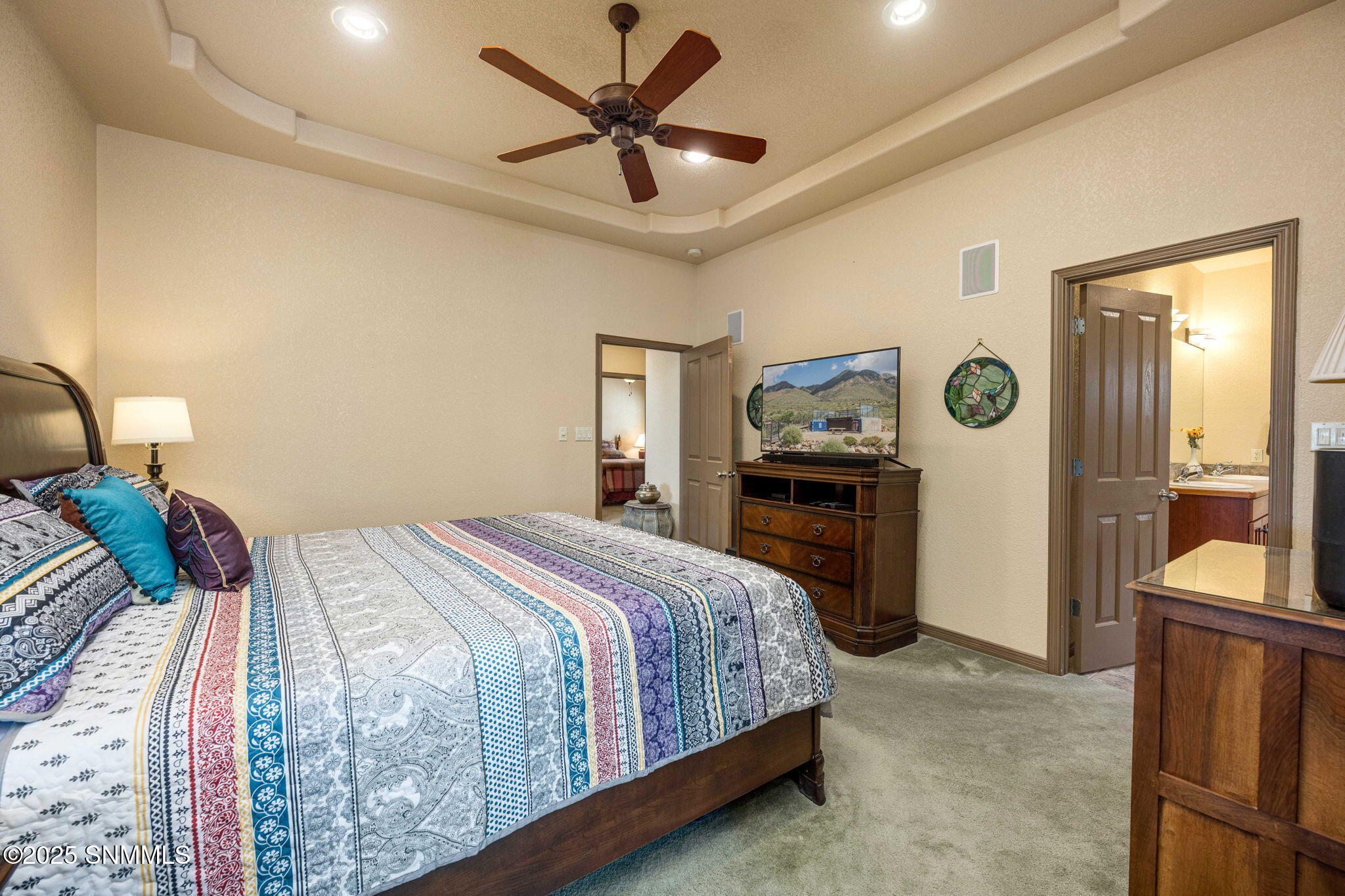 29-web-or-mls-Snappin Homes (SpaceMurals