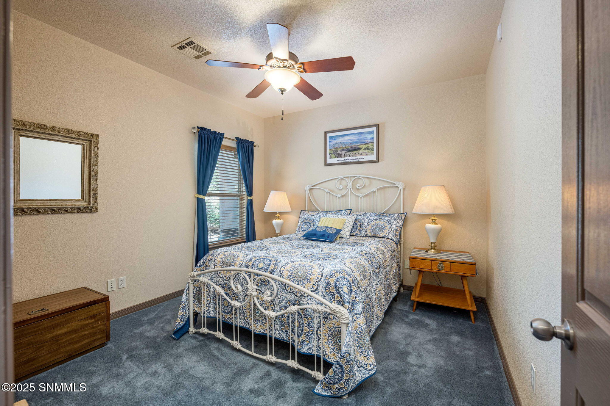 37-web-or-mls-Snappin Homes (SpaceMurals