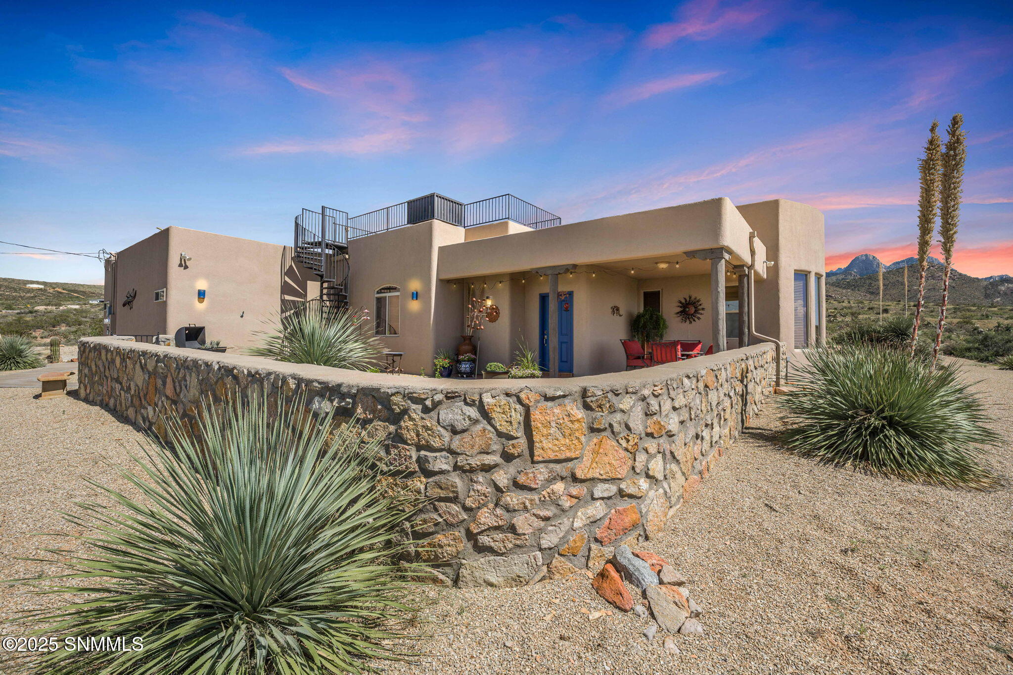 71-web-or-mls-Snappin Homes (SpaceMurals