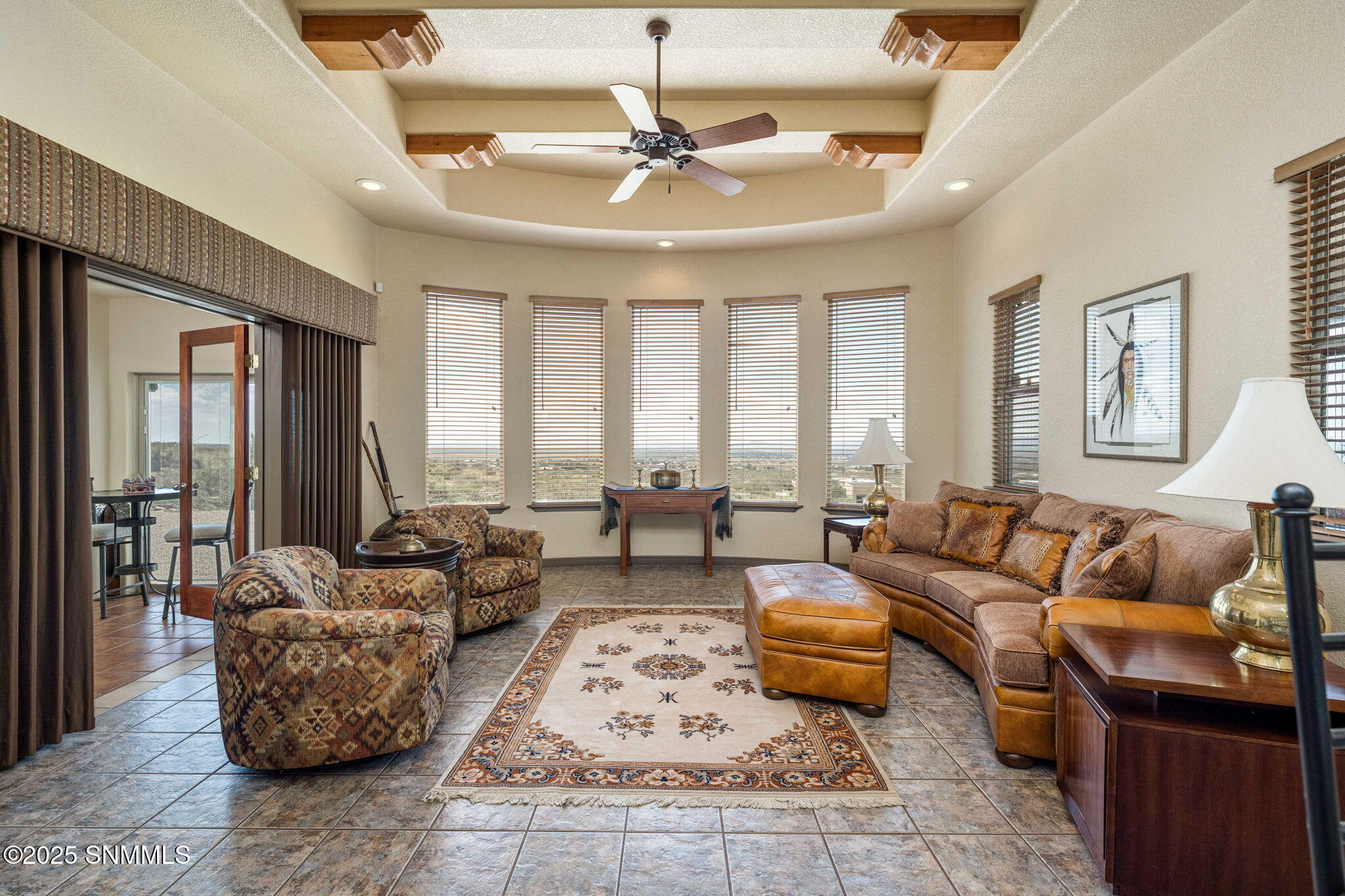 9-web-or-mls-Snappin Homes (SpaceMurals1