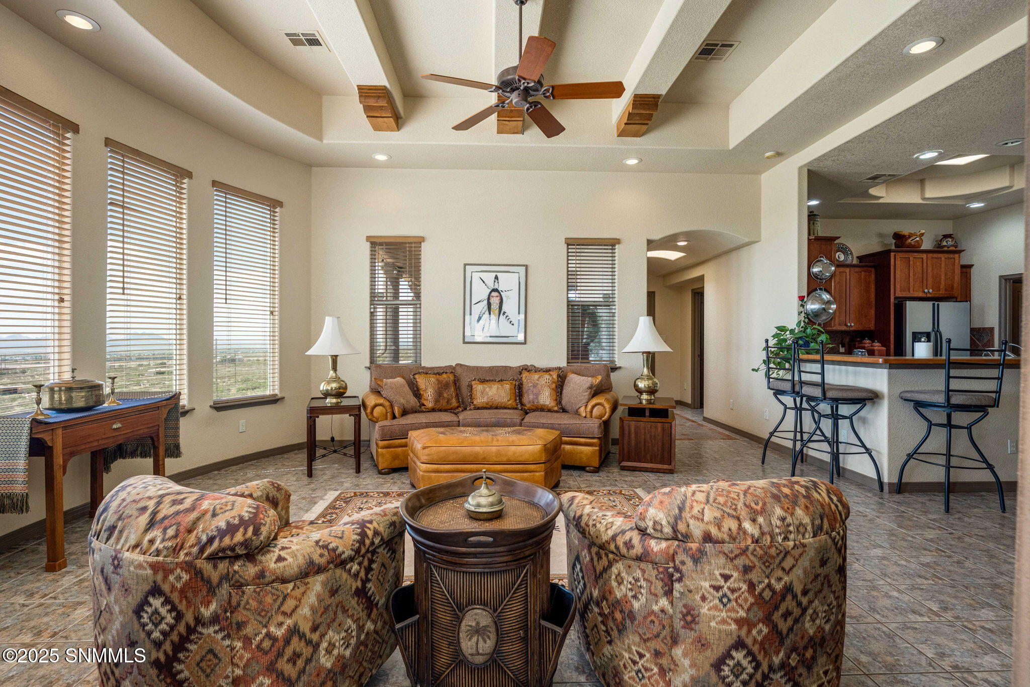 10-web-or-mls-Snappin Homes (SpaceMurals