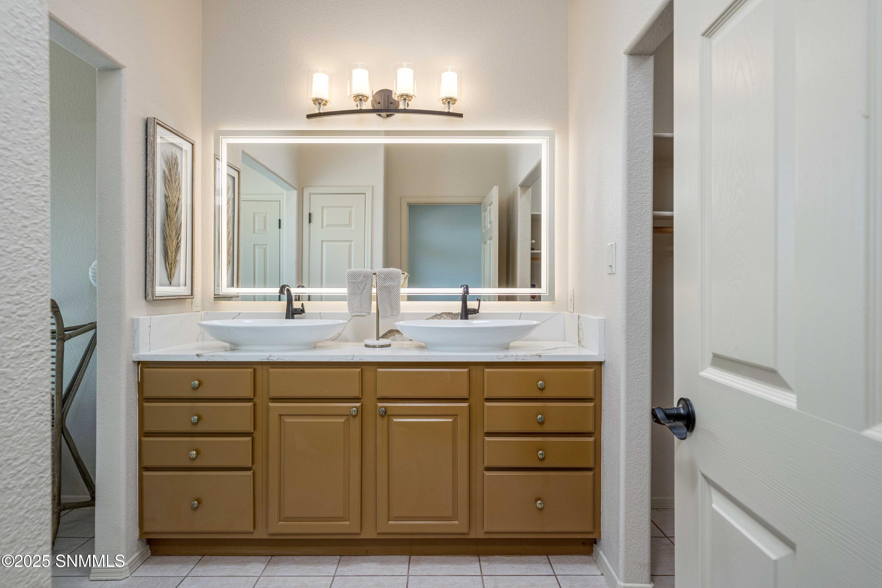 Snappin Homes (VistaSierra1810)-32