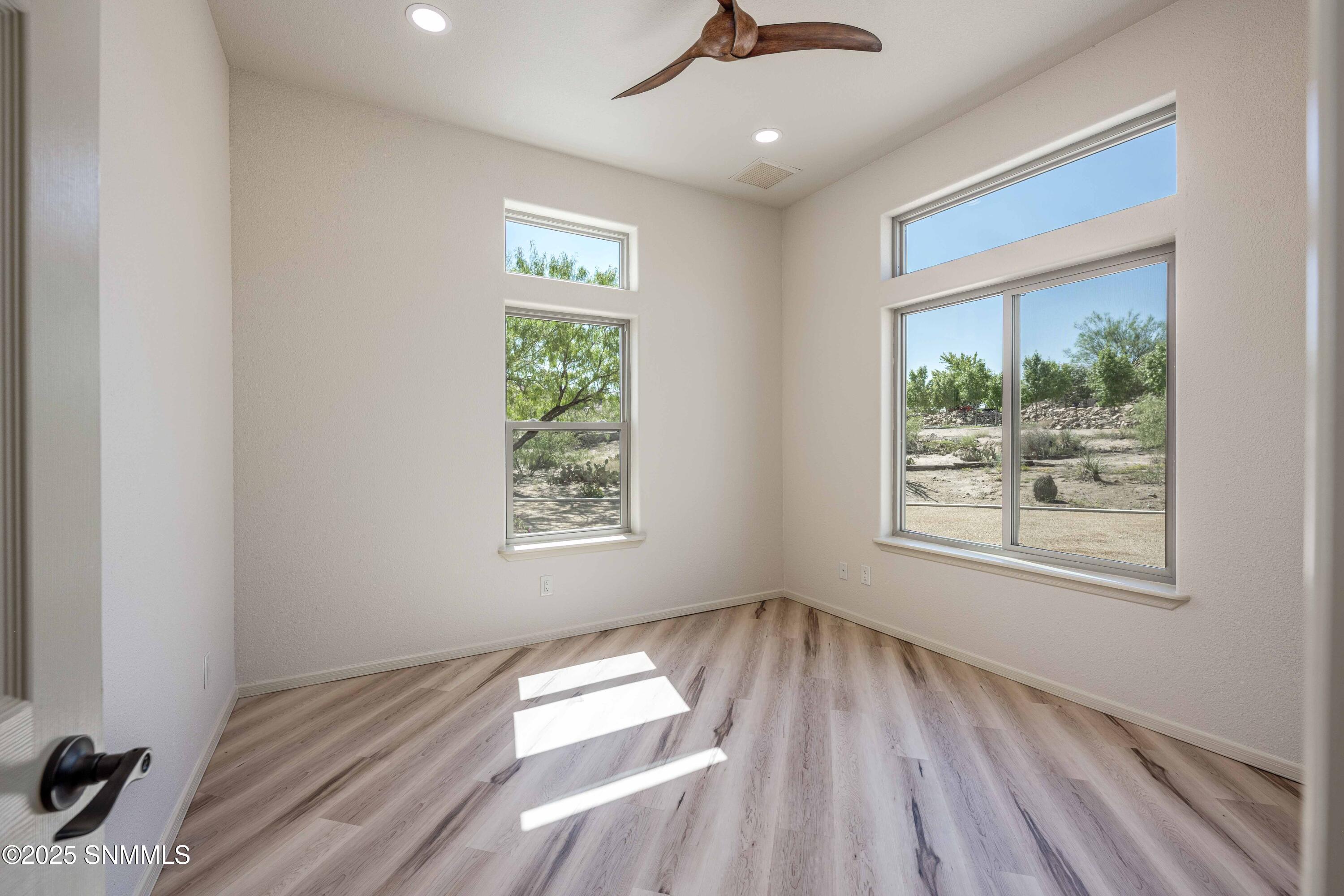 Snappin Homes (VistaSierra1810)-39