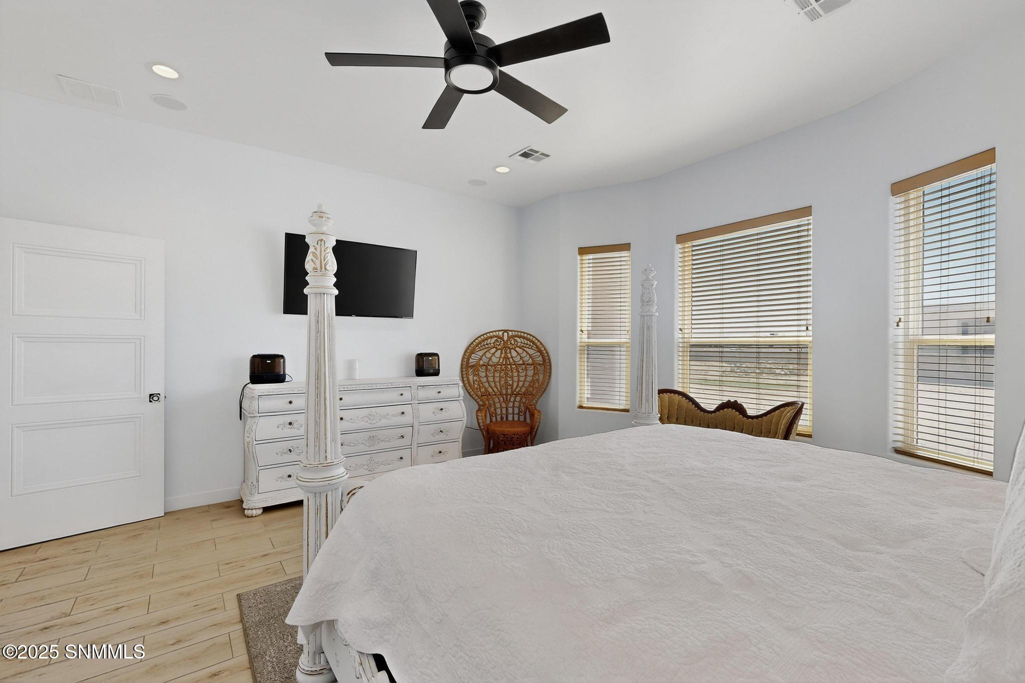 43-044_3D-Casas-4703-Briareus-Dr-0830202