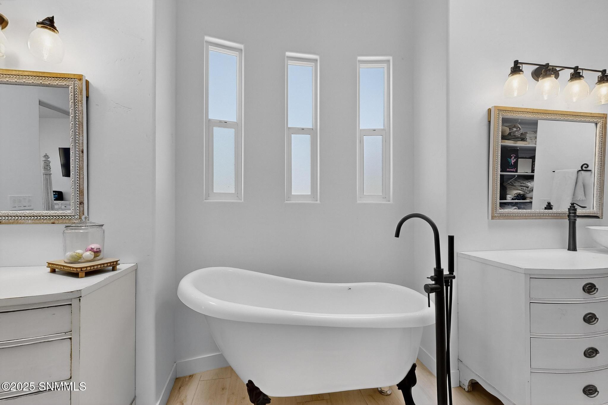 049_3D-Casas-4703-Briareus-Dr-08302025_0