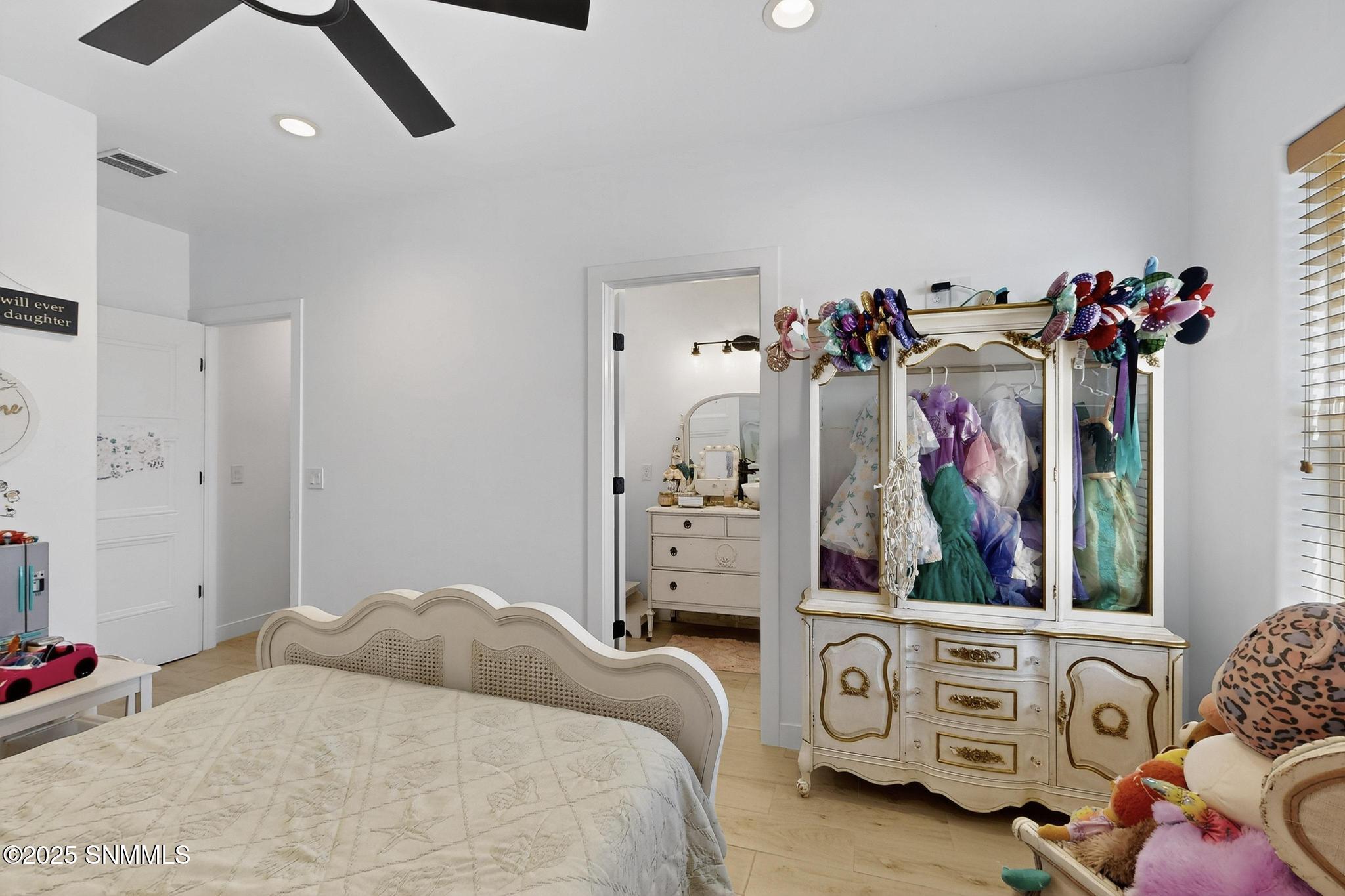 62-070_3D-Casas-4703-Briareus-Dr-0830202